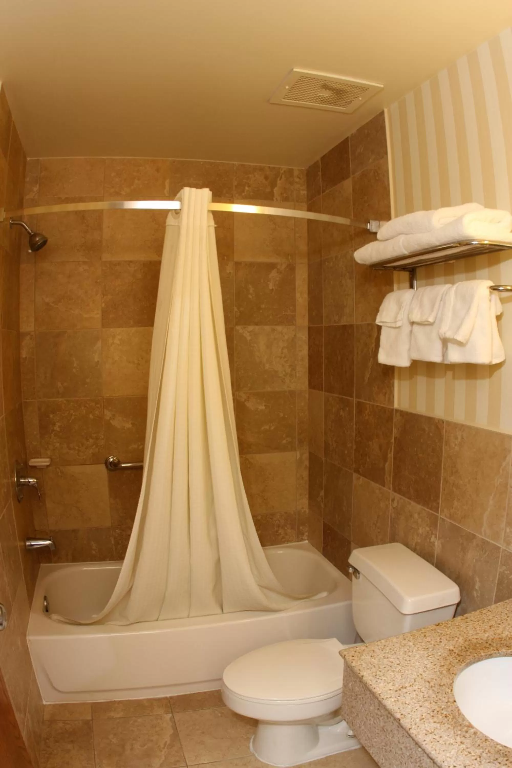 King Room - Non-Smoking in Super 8 by Wyndham Allentown Kutztown Area