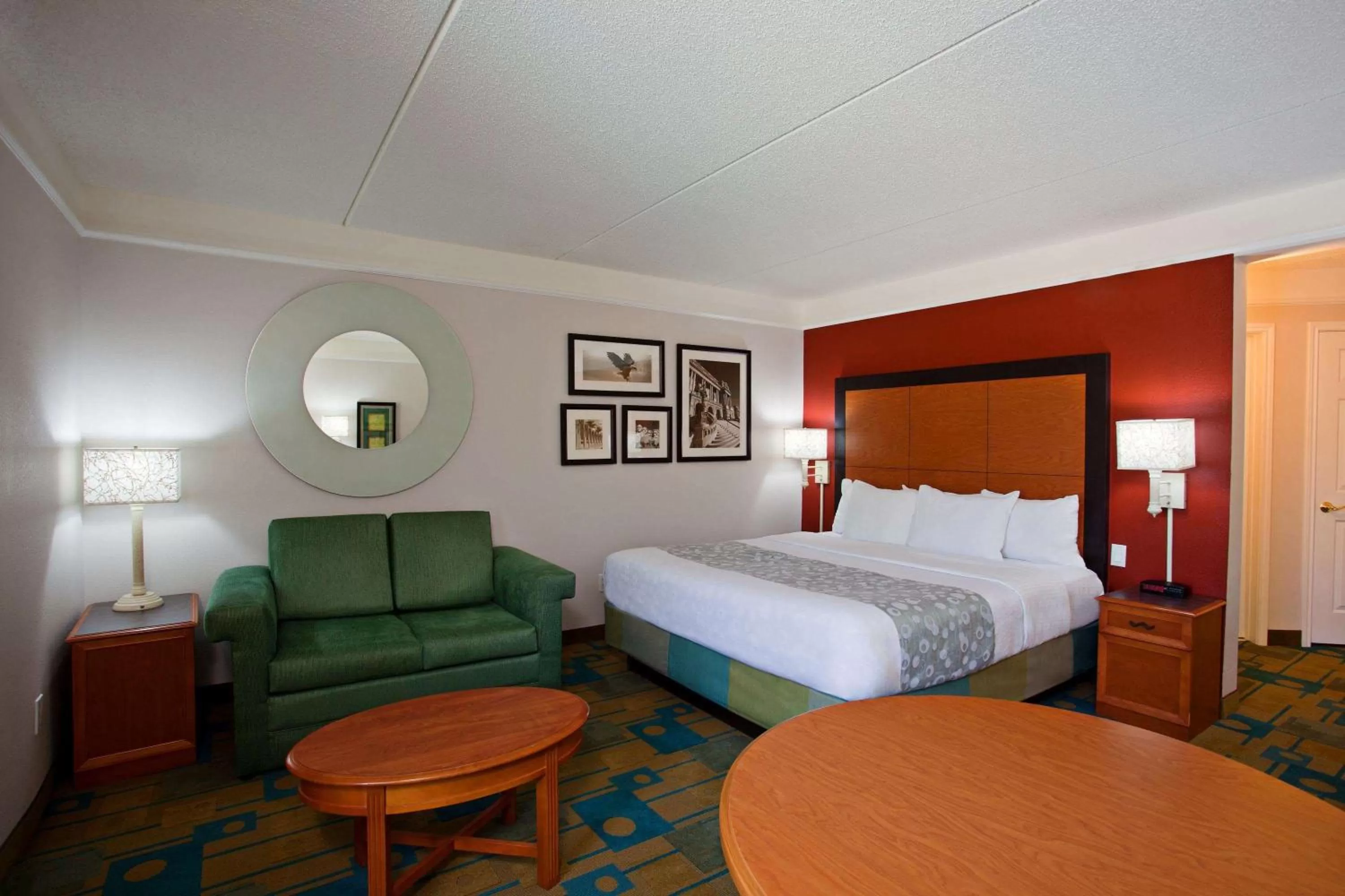 1 King Bed, Executive Room, Non-Smoking in La Quinta by Wyndham Winston-Salem
