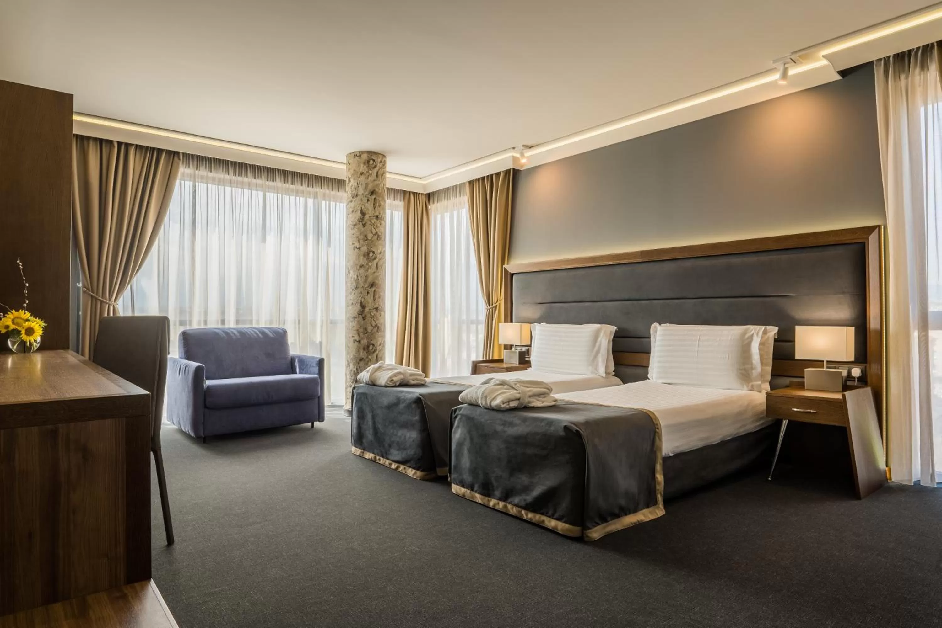 Superior Family Room in Budapest Hotel - Free Parking
