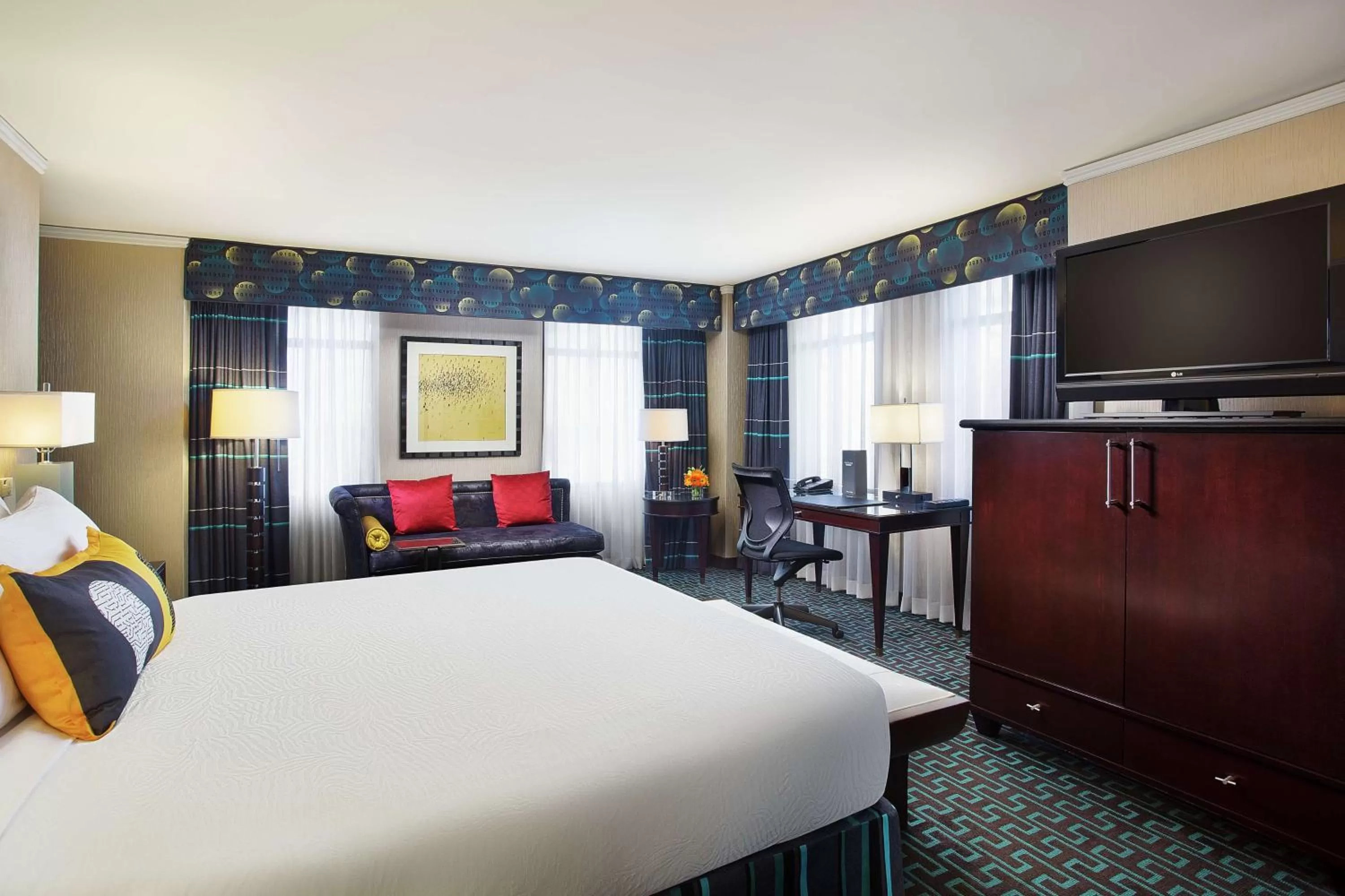 Oversize Corner King Room in Juniper Hotel Cupertino, Curio Collection by Hilton