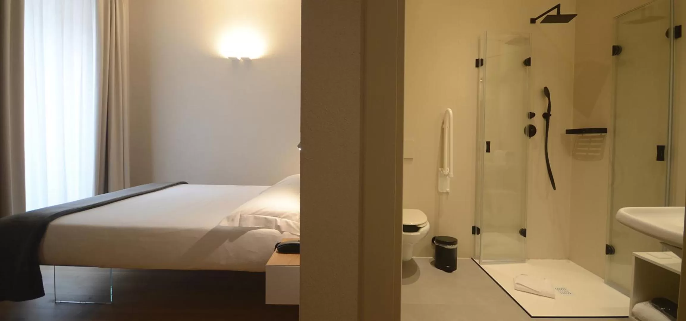 Superior Double Room in Albergo Centrale