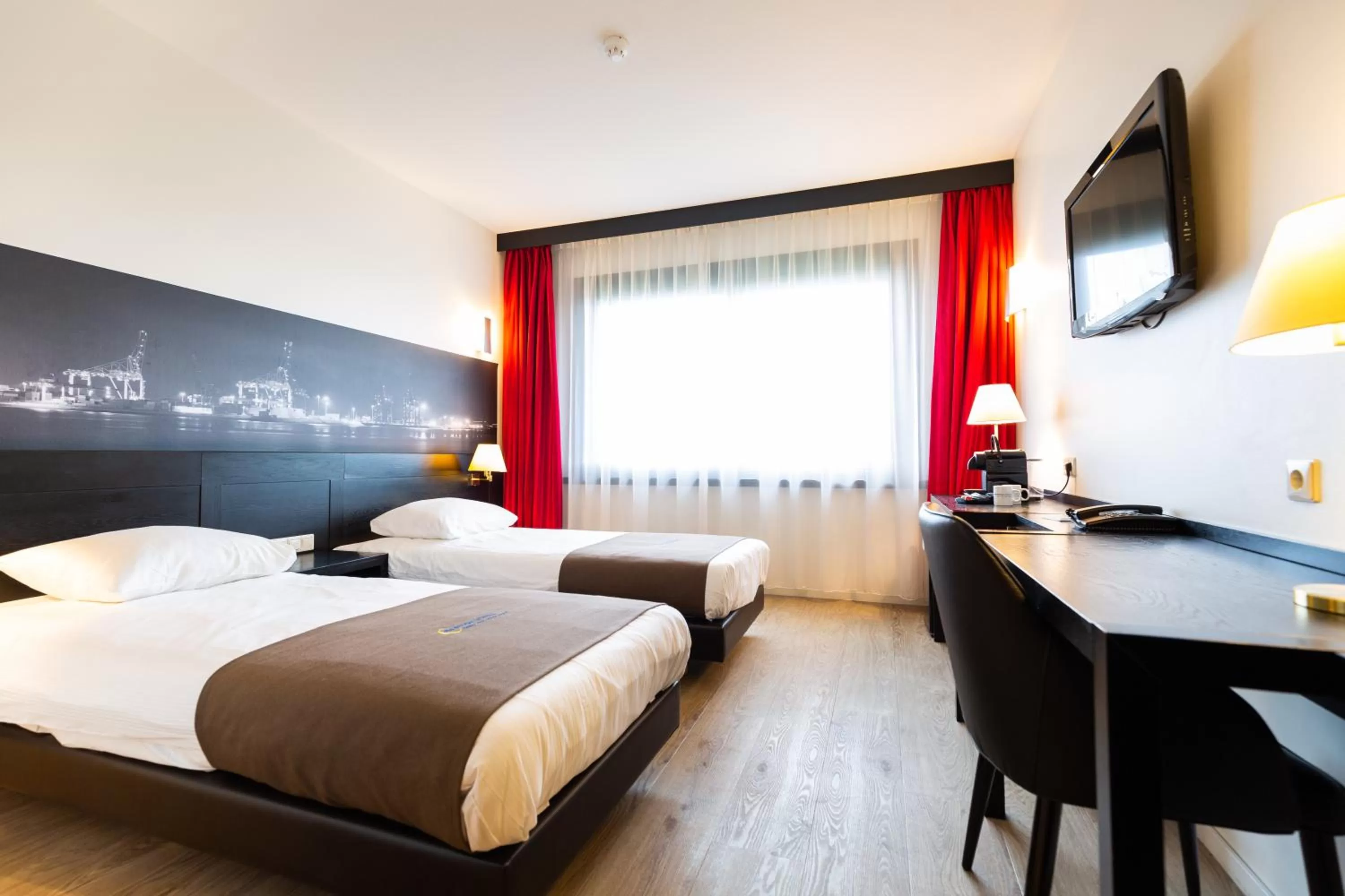 Deluxe Twin Room in Bastion Hotel Vlaardingen