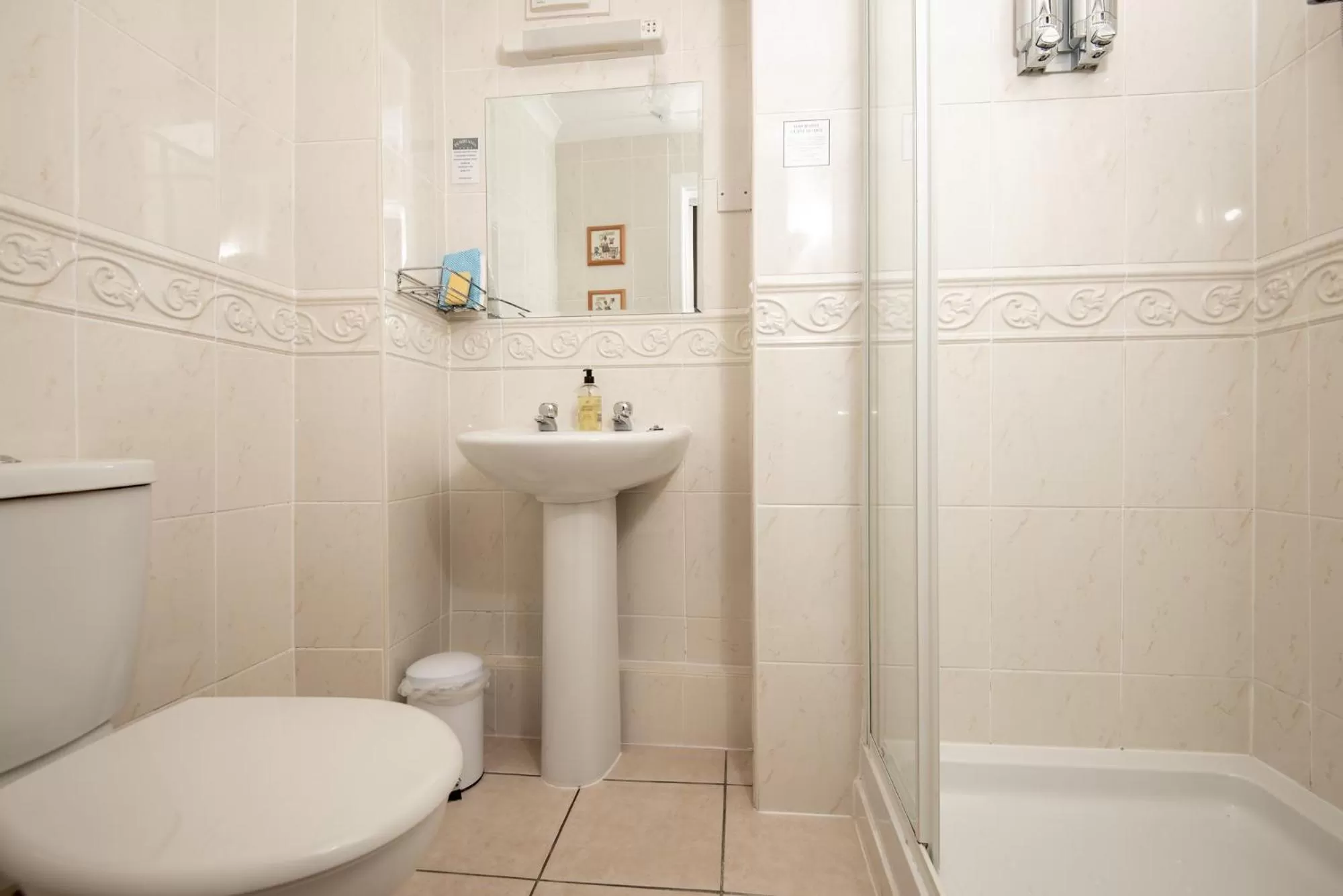 King Room in The Pendennis Guest House