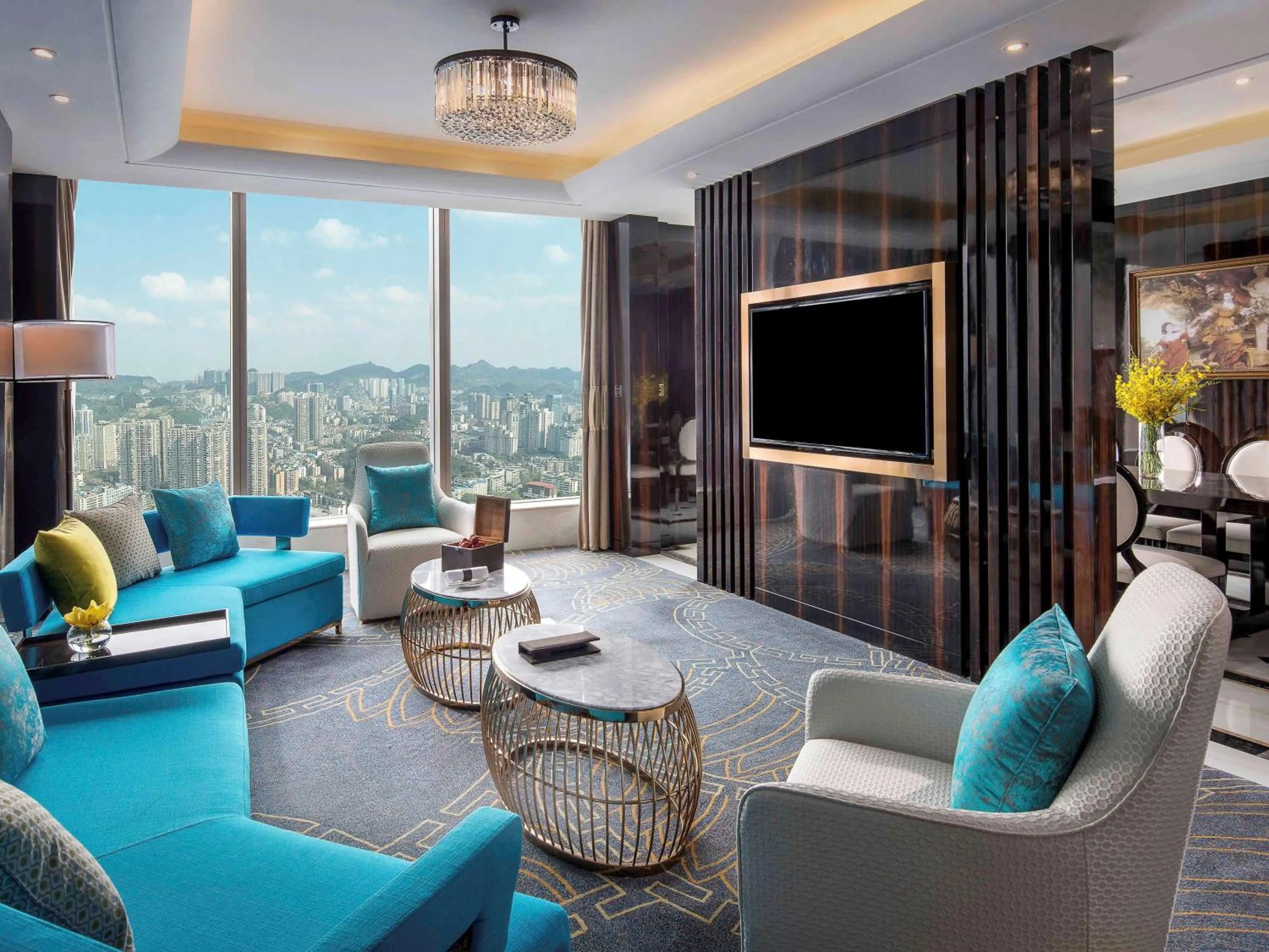 Opera Suite with One King Bed and  River View - Club Access in Sofitel Guiyang Hunter
