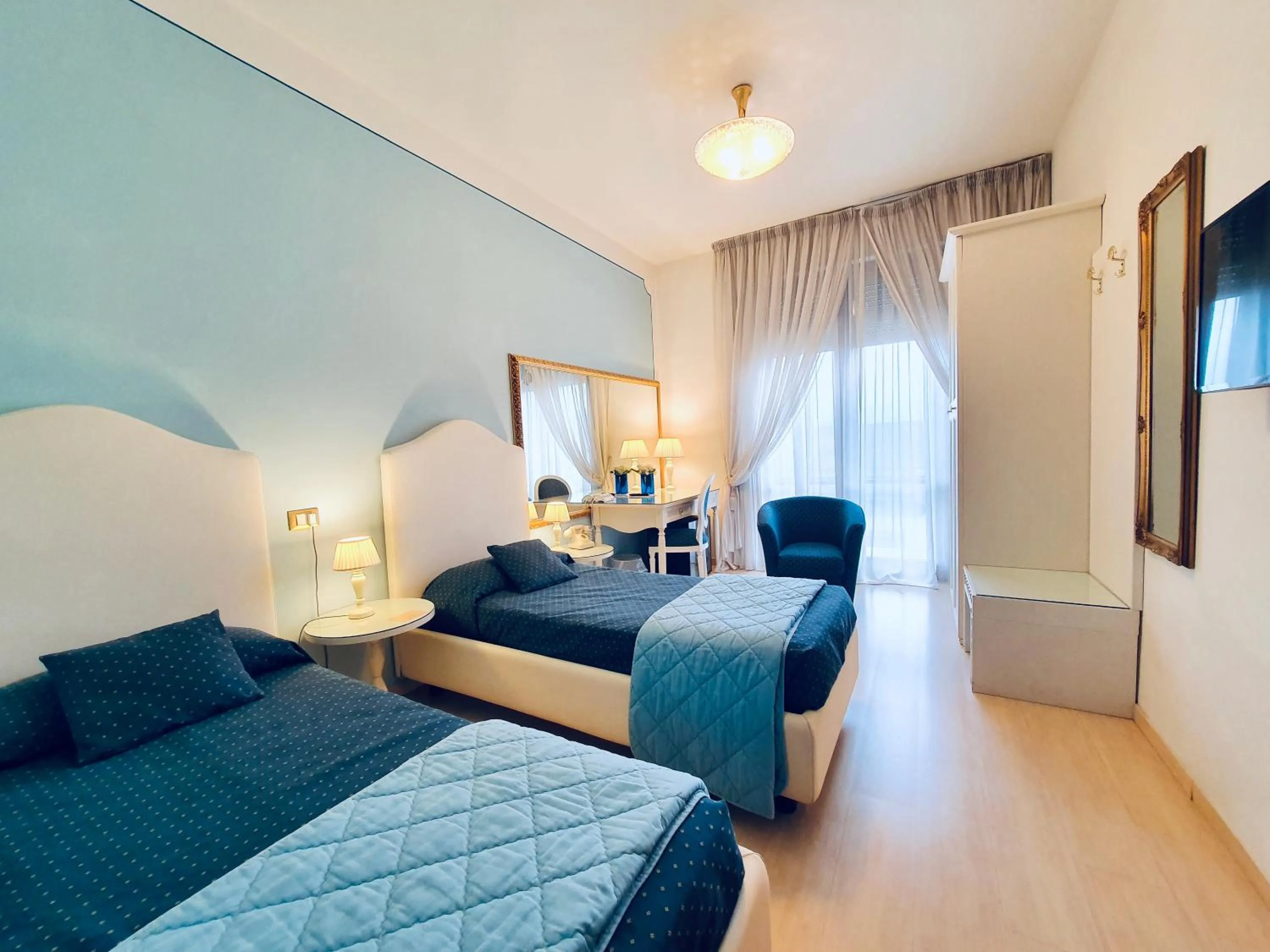 Standard Twin Room - single occupancy in Hotel Continentale