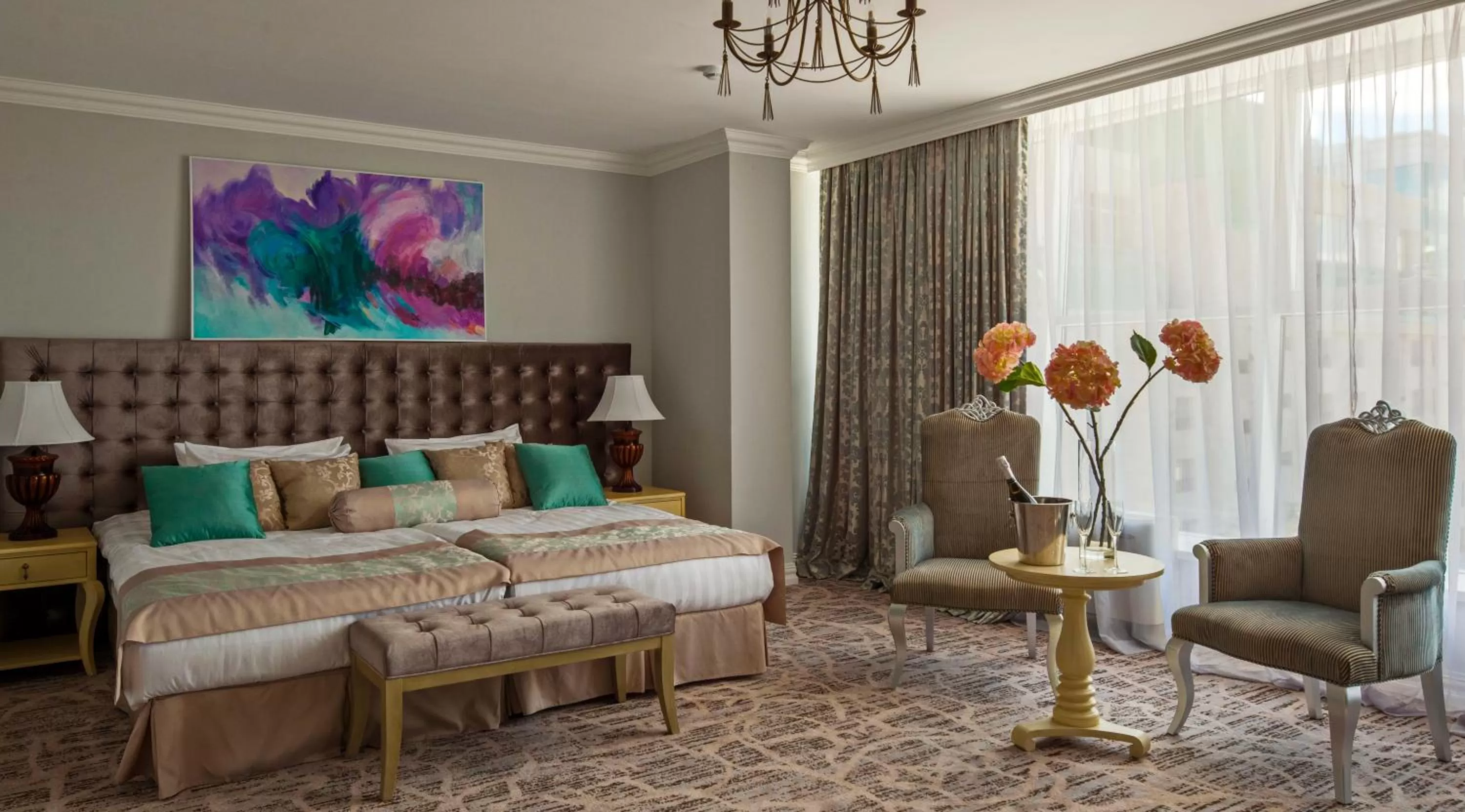 Deluxe Double or Twin Room with City View in Bristol Central Park Hotel