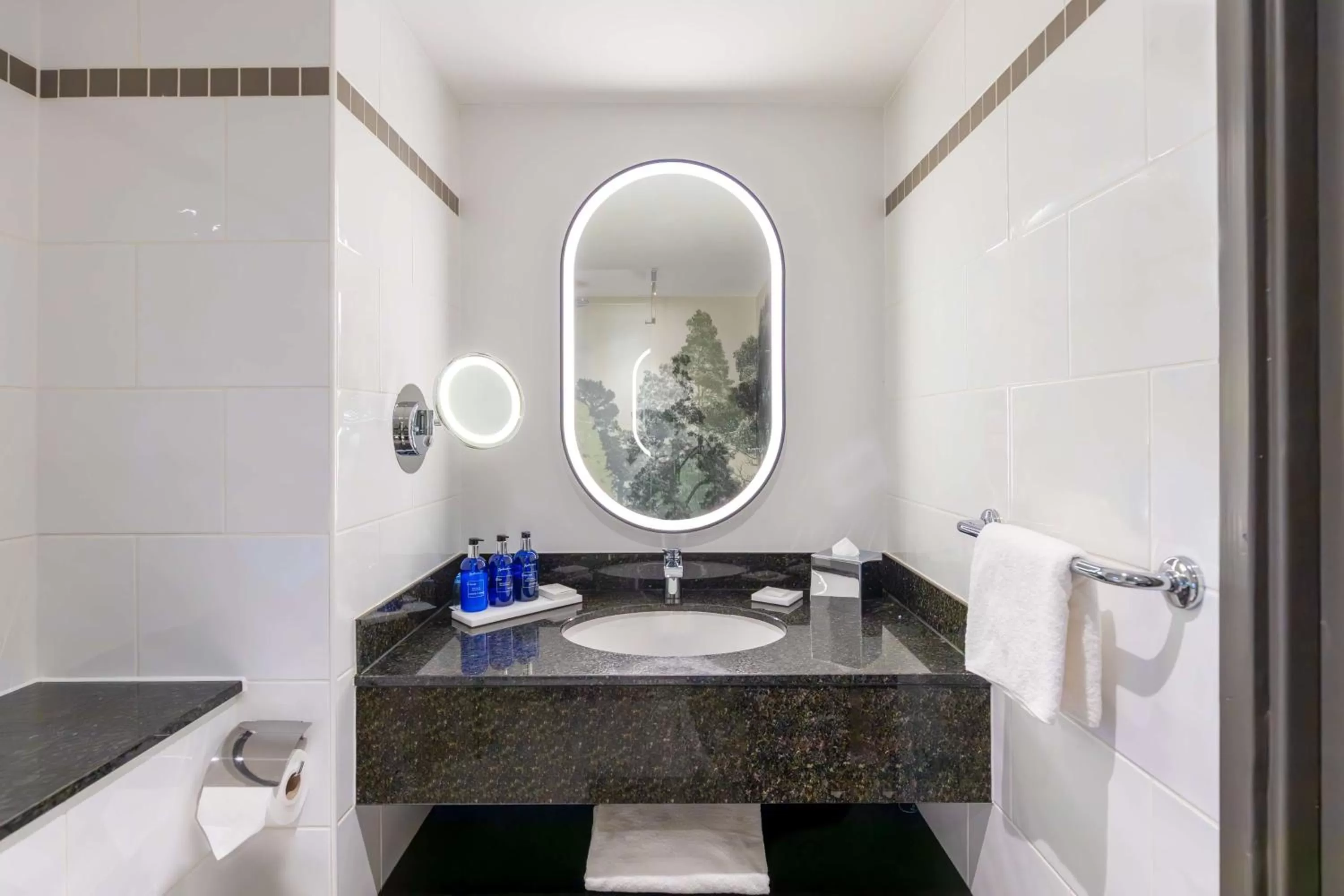 Standard Room in Radisson Blu Hotel, Glasgow