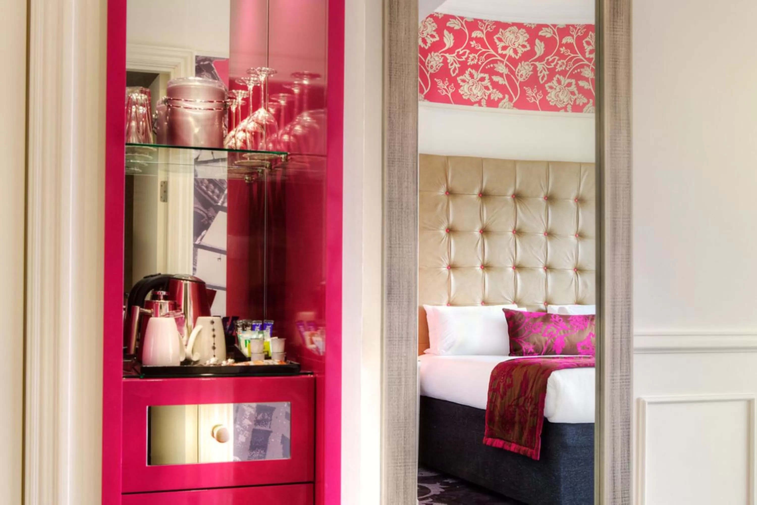 Standard Double Room with Two Double Beds in Hotel Indigo Glasgow by IHG