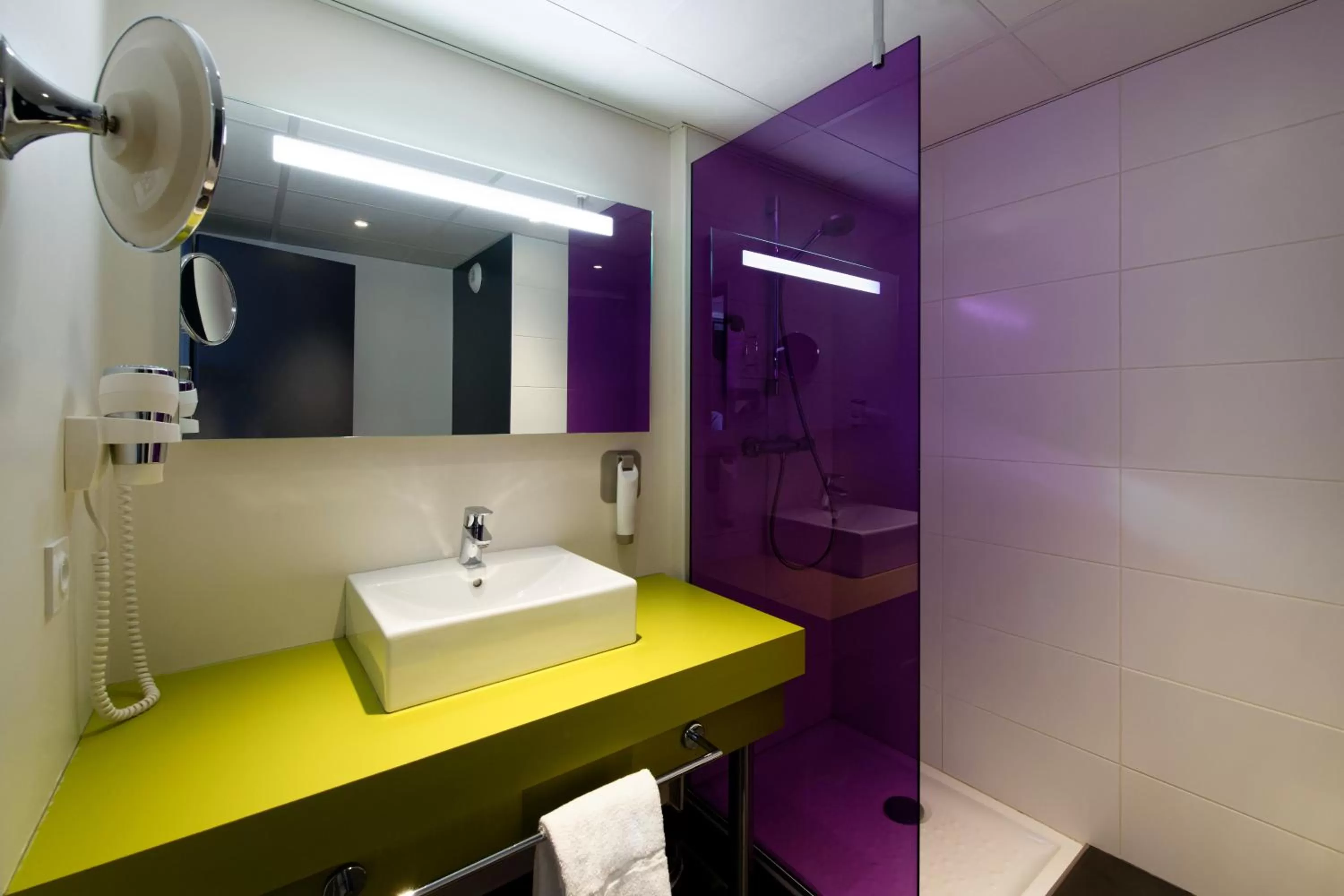 Standard Twin Room in ibis Styles Chalon sur Saône