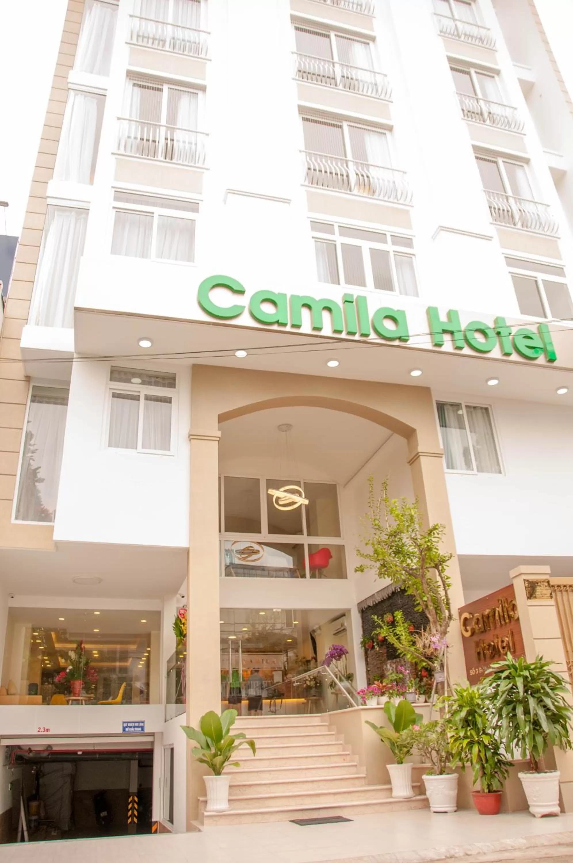 Camila Airport Hotel