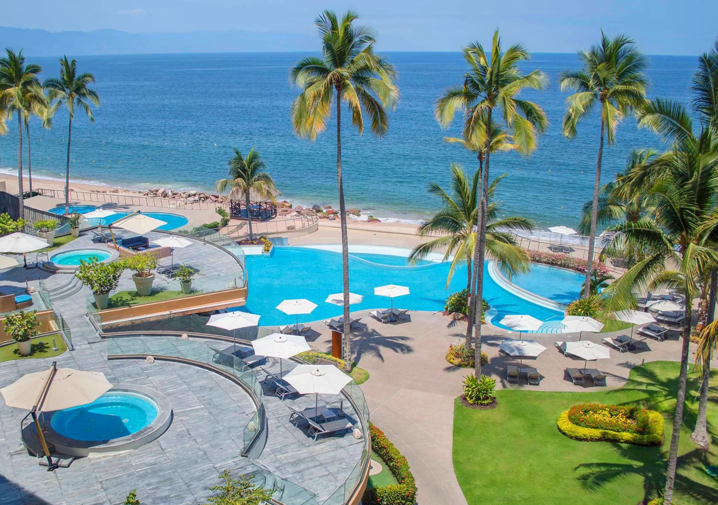 Ocean View Deluxe Double Room in Sunset Plaza Beach Resort Puerto Vallarta All Inclusive