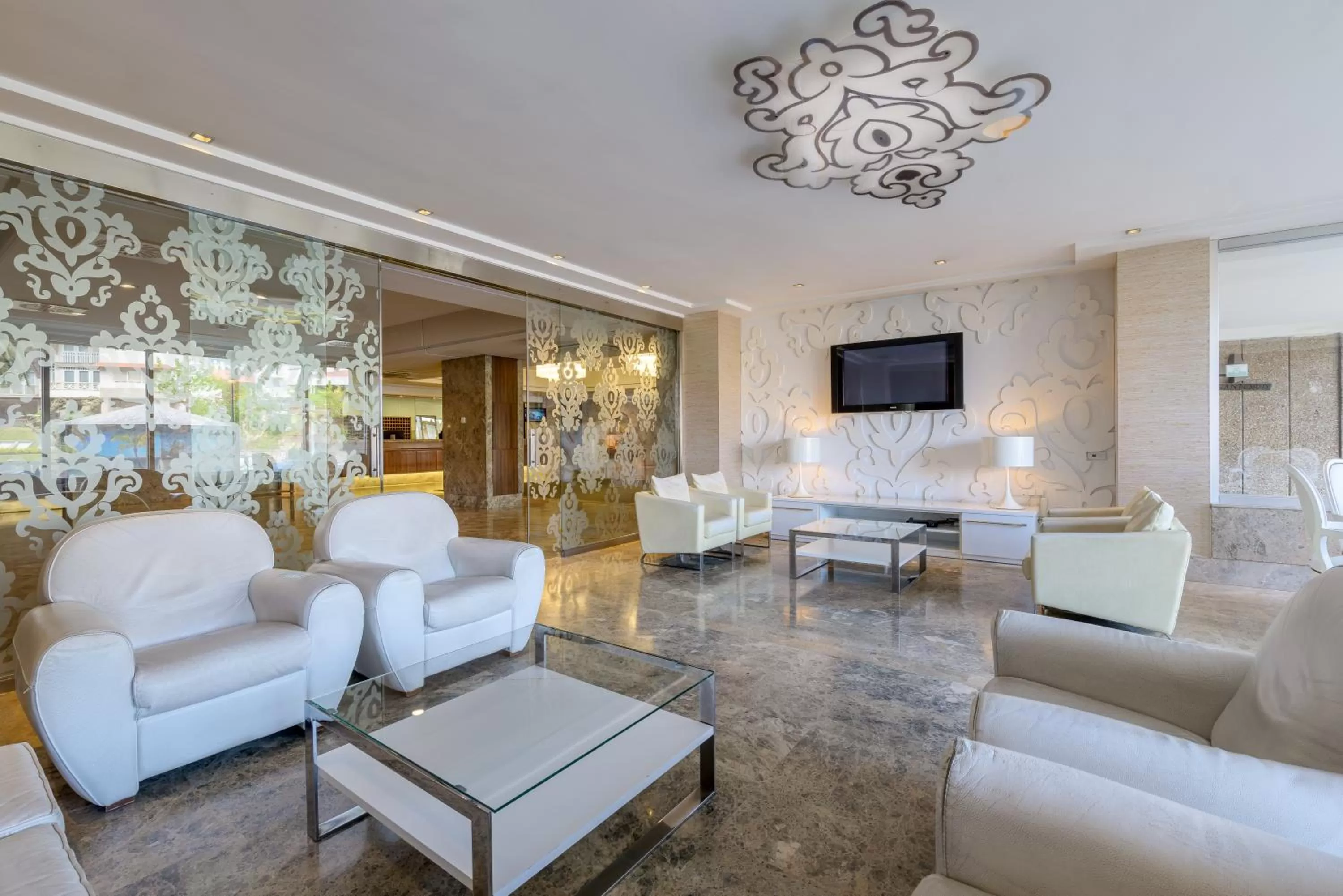 Lobby or reception in Santemar