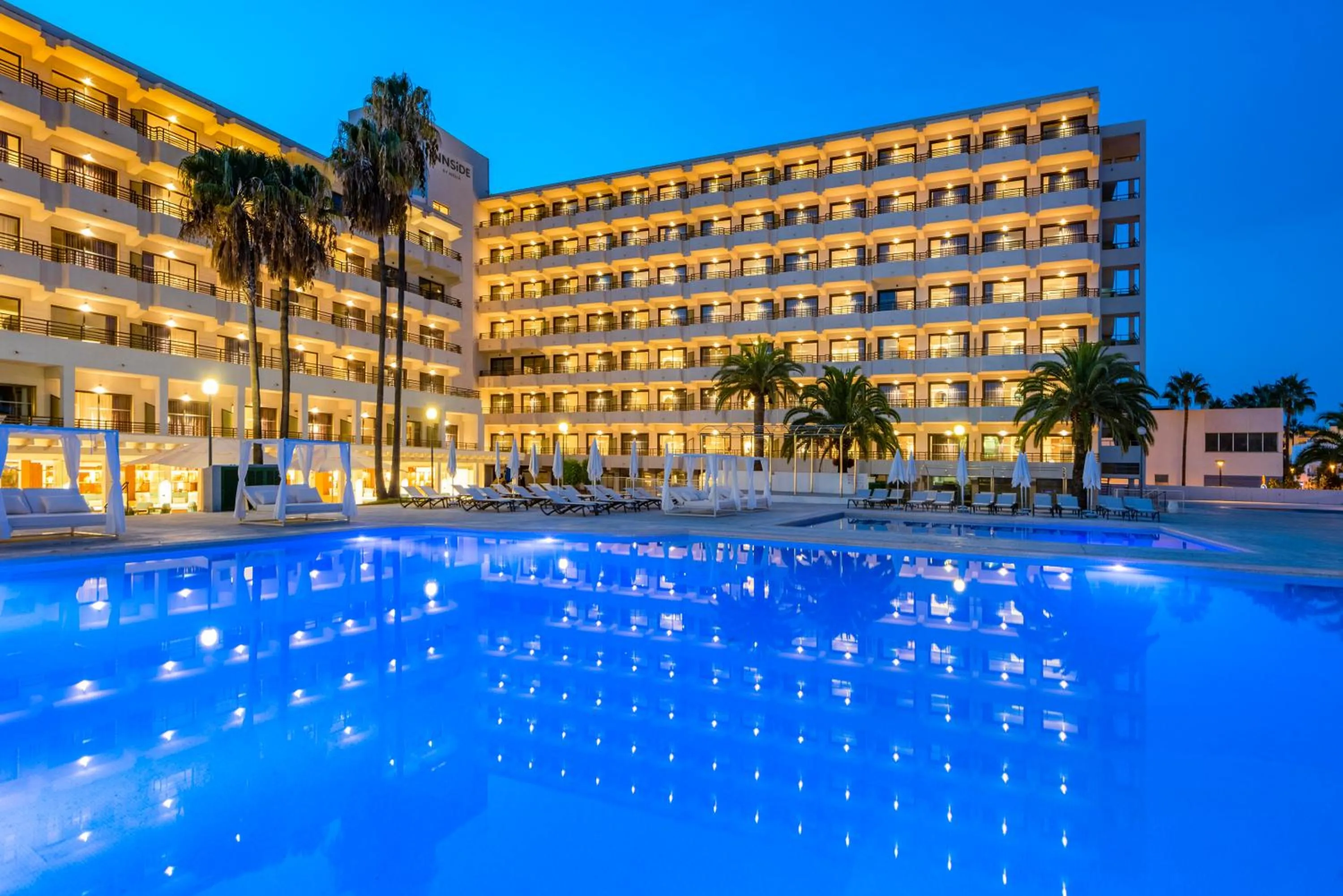 Property building in INNSiDE by Meliá Alcudia