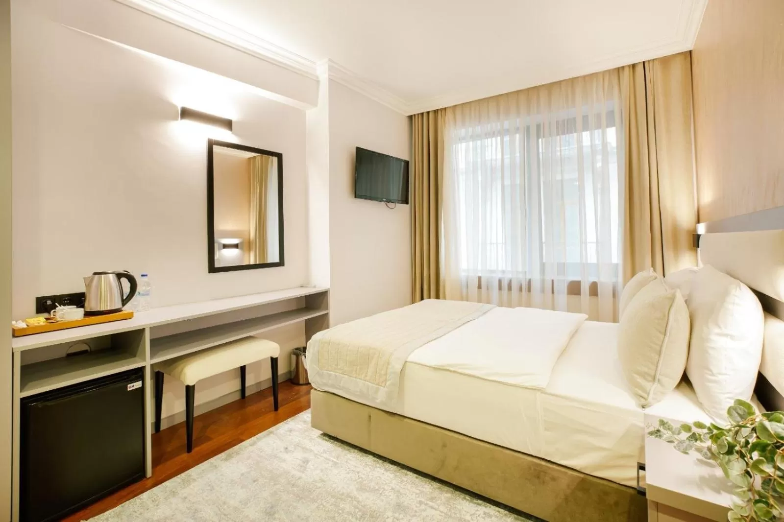 Bed in Marble Hotel