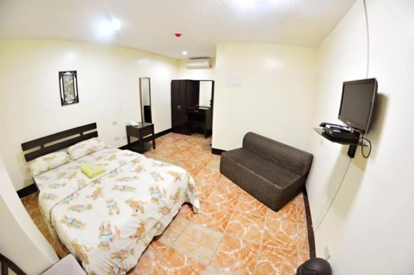 Superior Double or Twin Room in Honey Hunt House