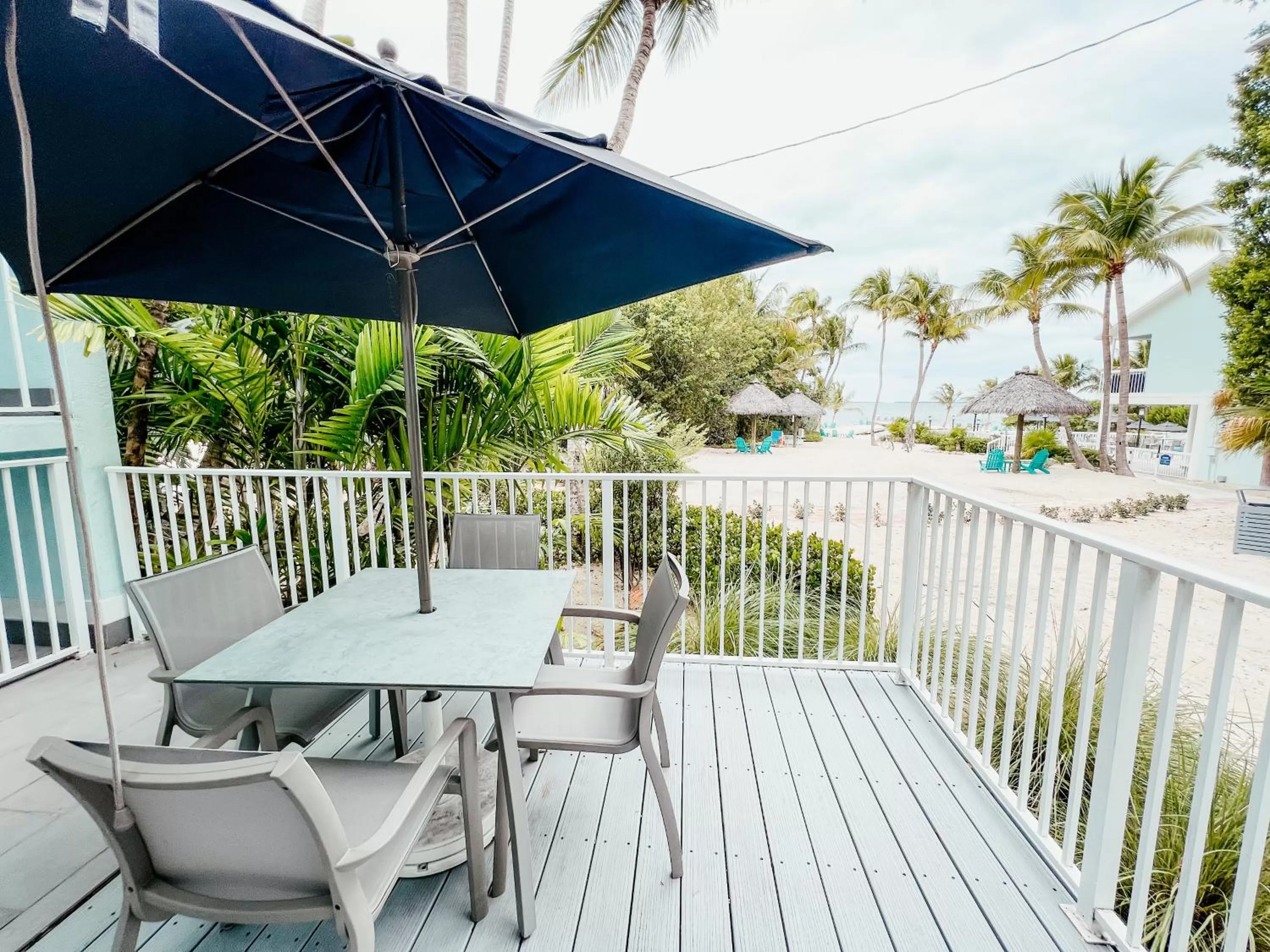Premier Bay View with One King Bed and Deck in Bayside Inn Key Largo