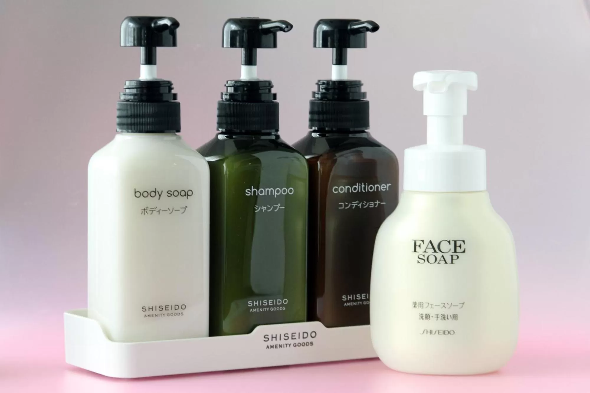 Semi Double Room - Non-Smoking in Hotel Pao