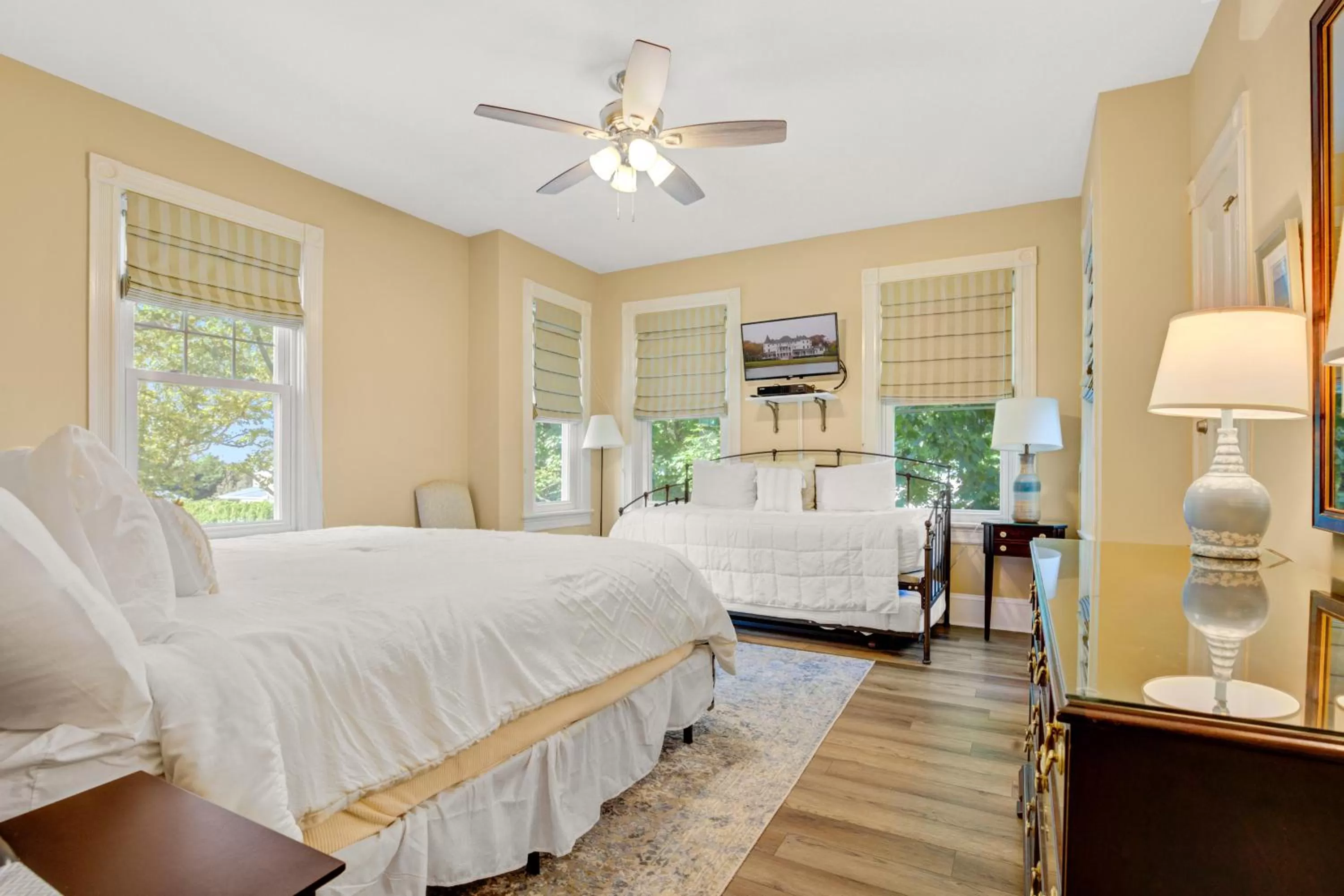 Superior Suite in The Hewitt Wellington Hotel