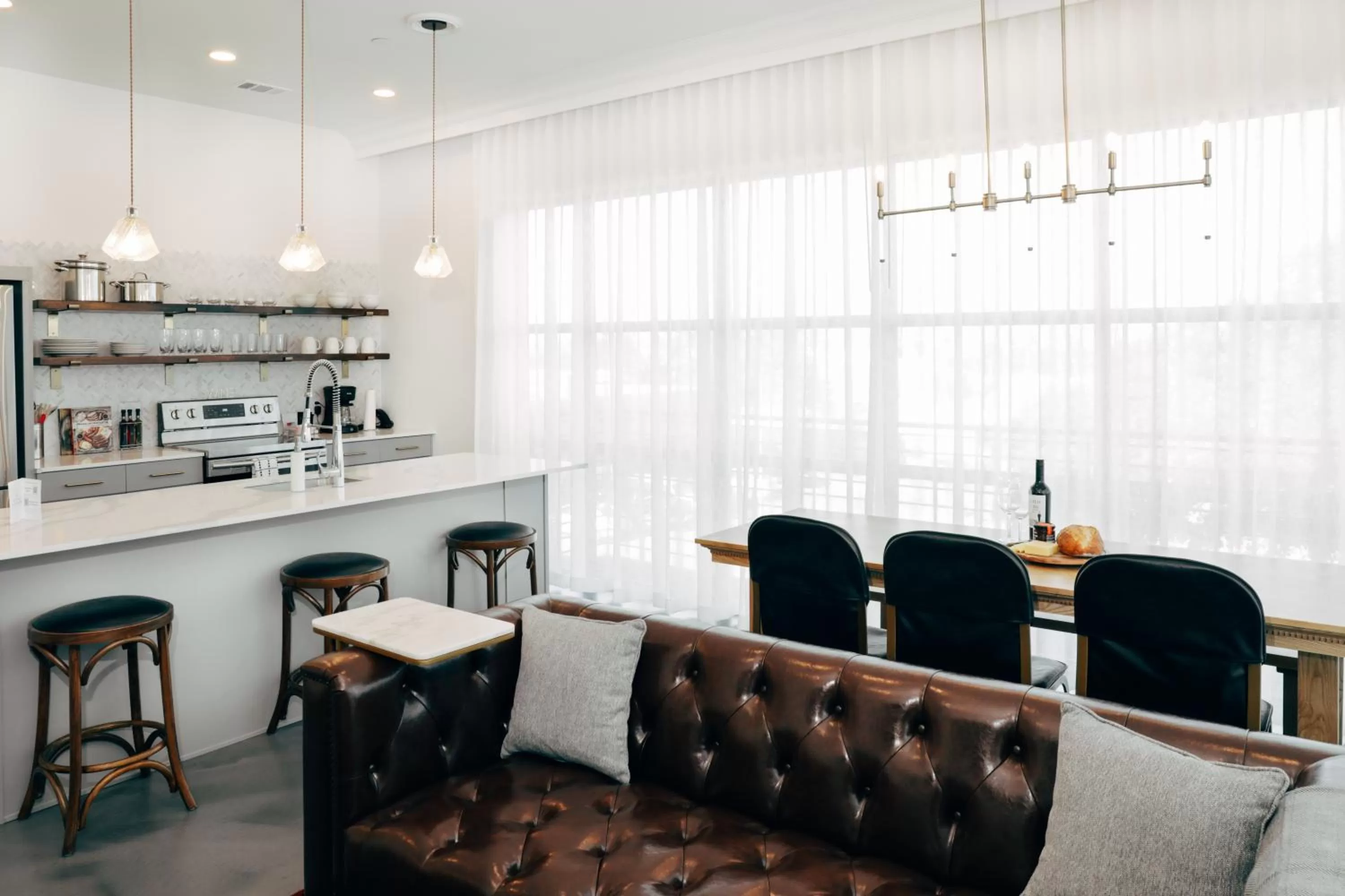 Suite with Balcony in Colton House Hotel