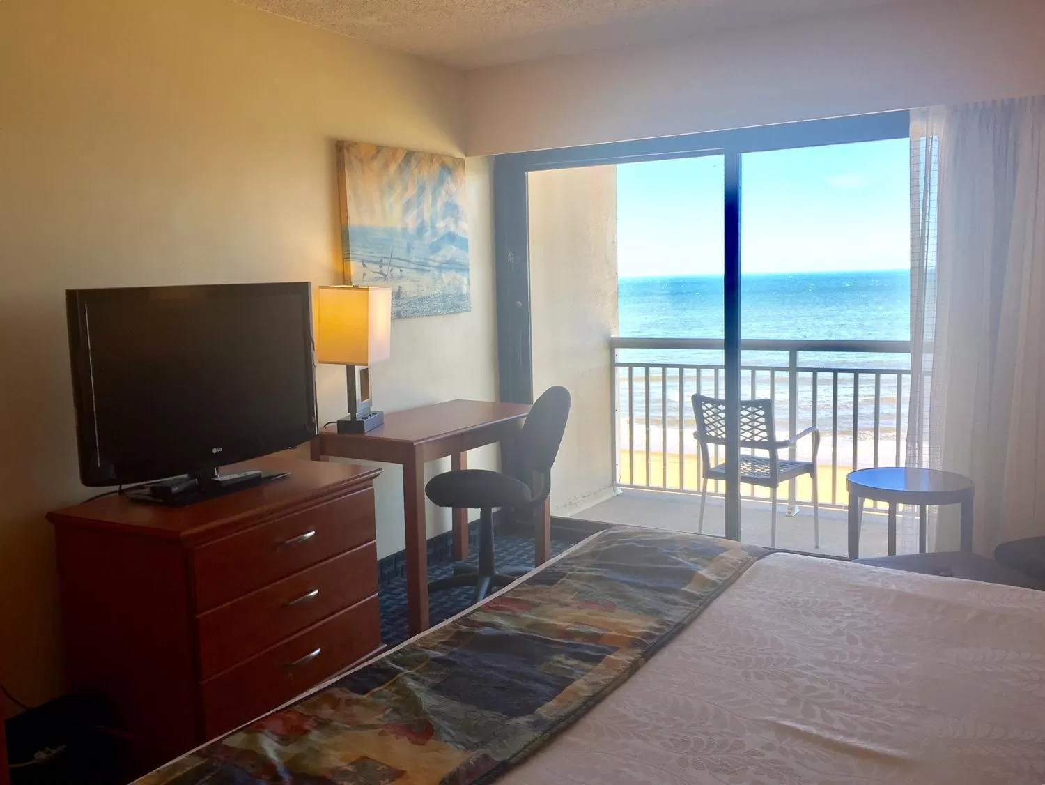 King Room with Oceanfront View - First Floor/Mobility Accessible/Non-Smoking in Ramada Plaza by Wyndham Virginia Beach Oceanfront