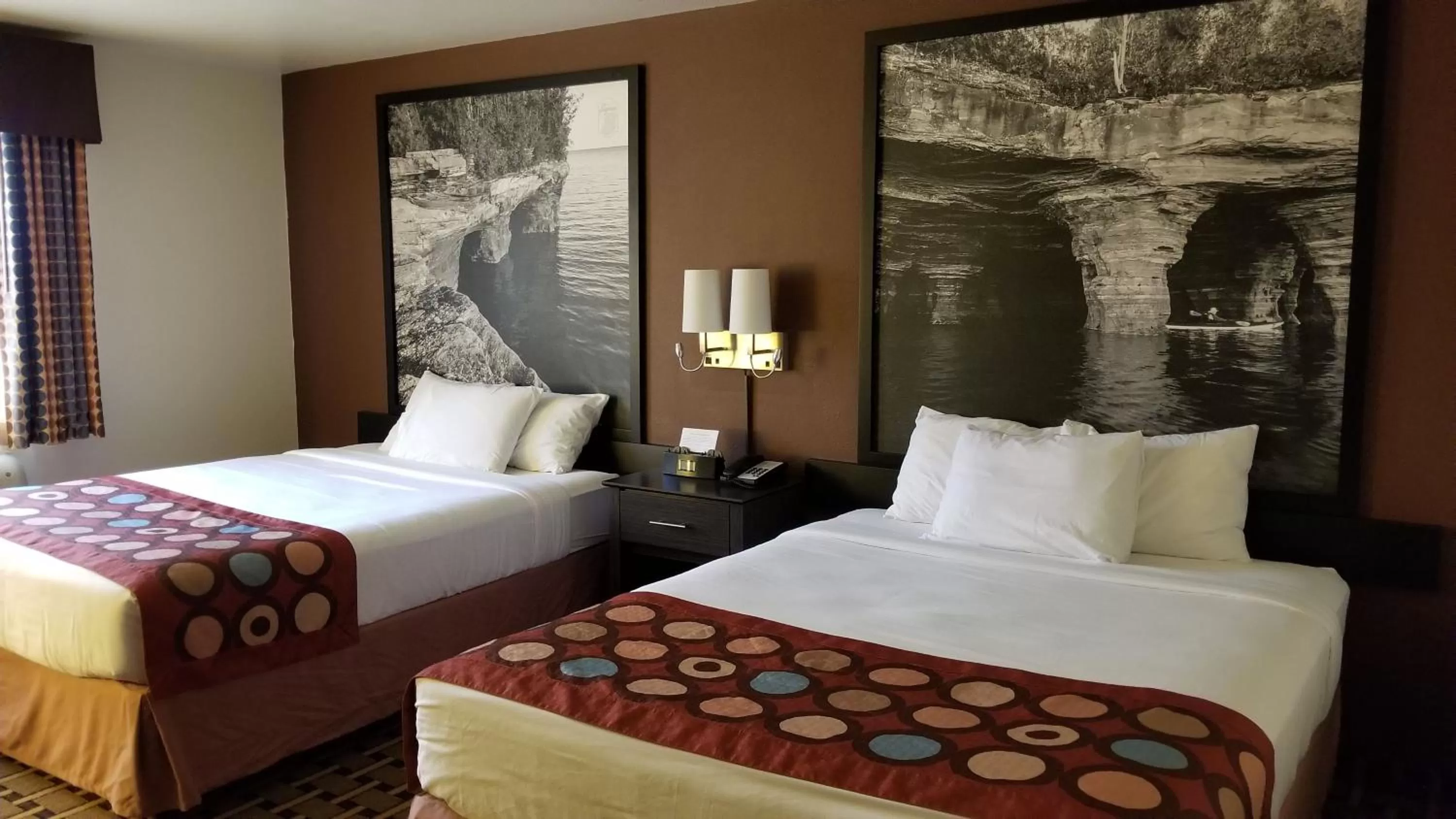 Queen Room with Two Queen Beds - Non-Smoking in Super 8 by Wyndham Ashland