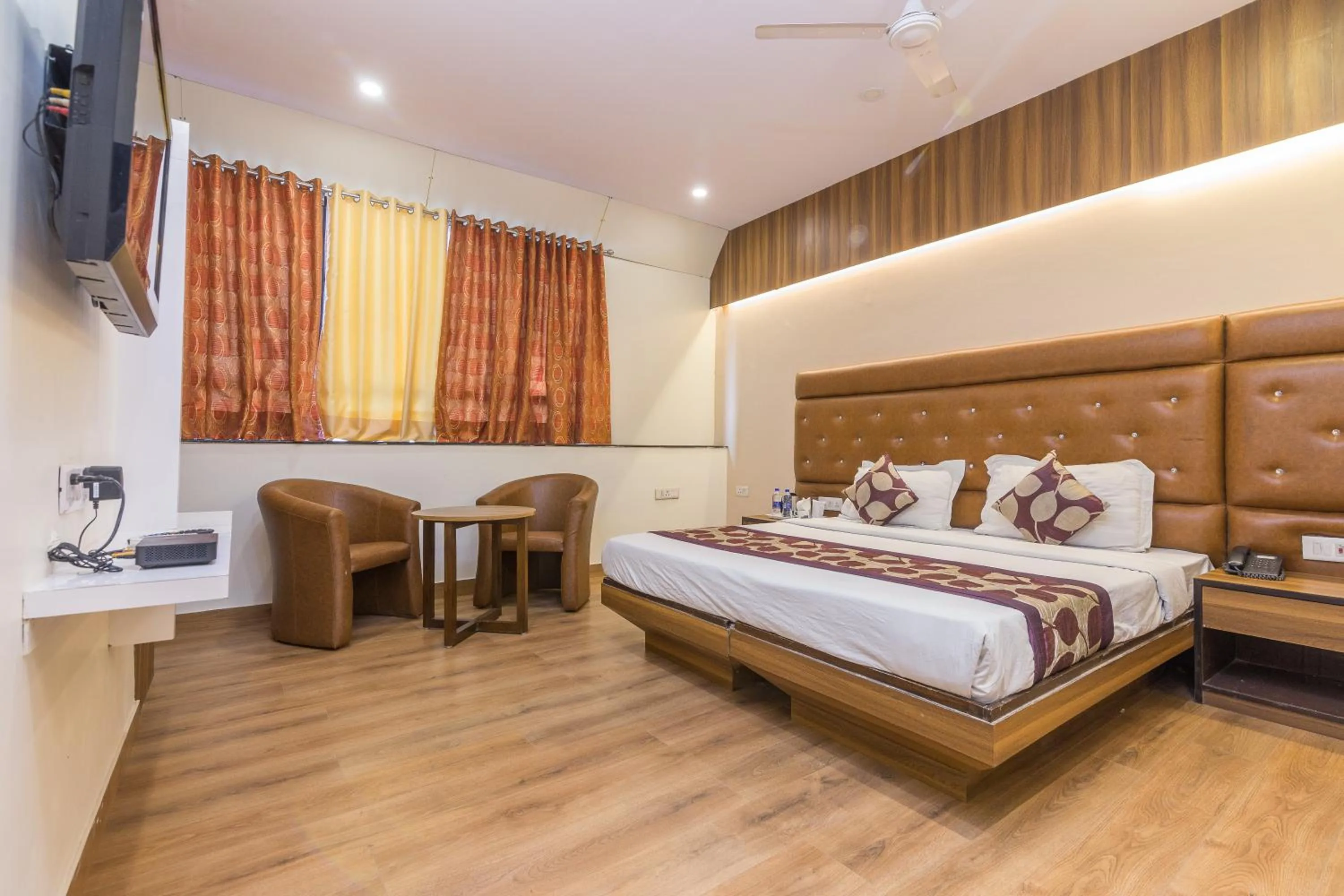 Deluxe Double Room in Rupam Hotel