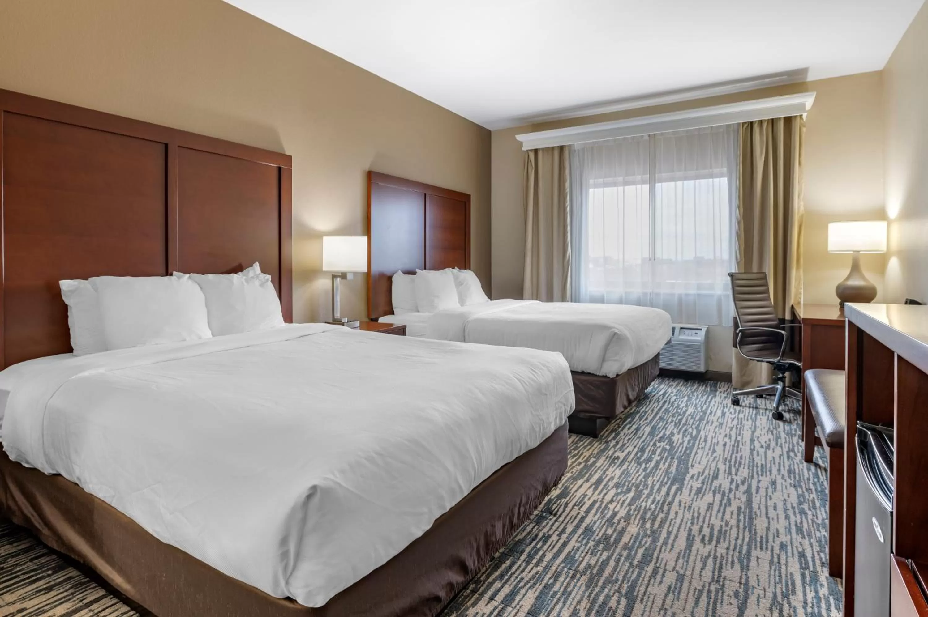 Queen Suite - Non-Smoking in Comfort Suites Keeneland