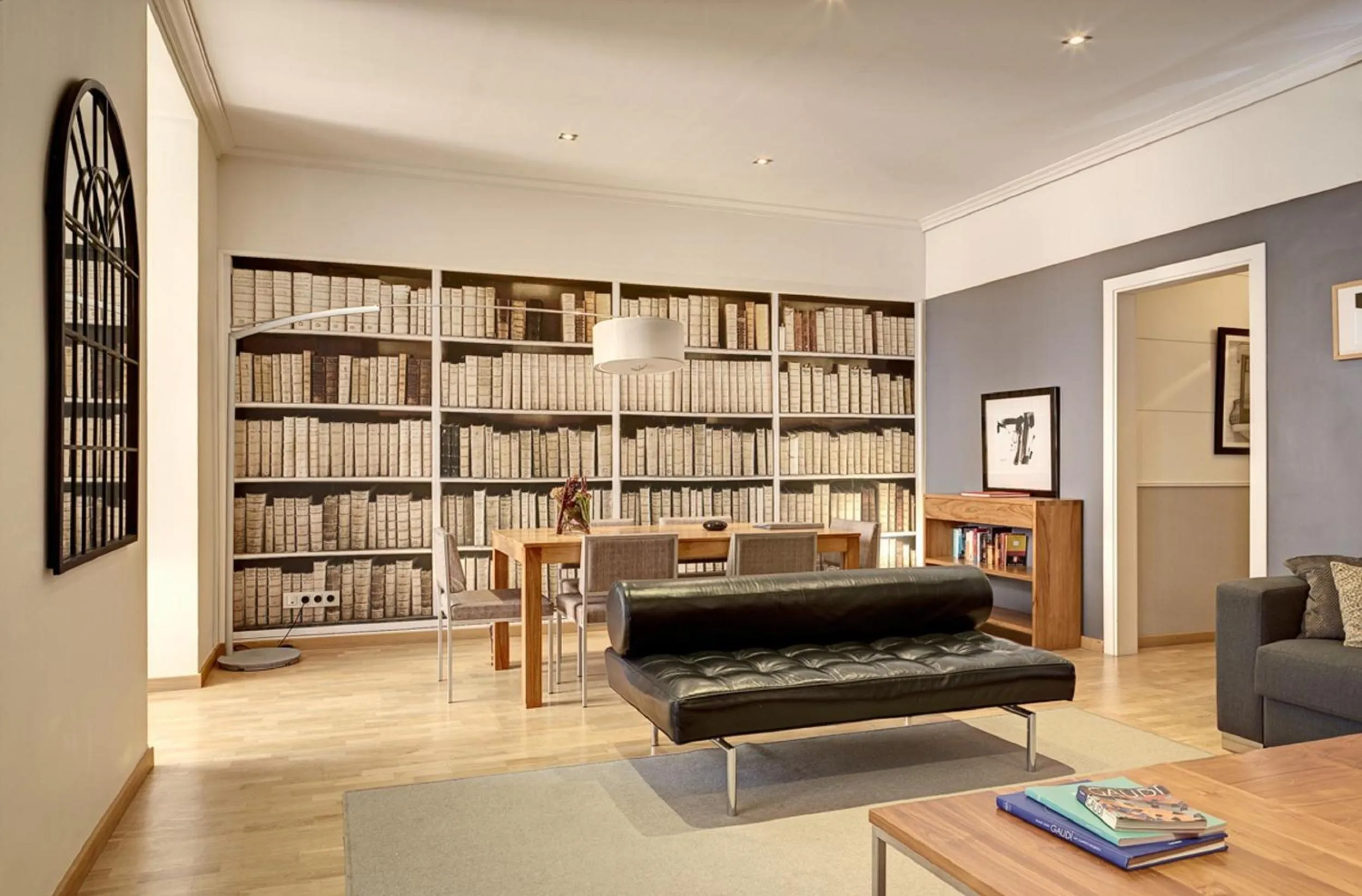 Superior Two-Bedroom Apartment in Apartments Sixtyfour