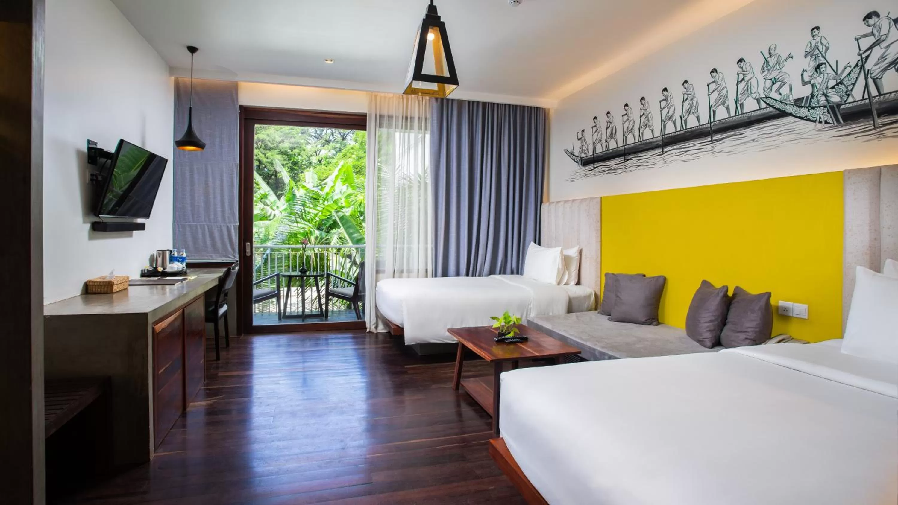 Deluxe Twin with Balcony in Apsara Residence Hotel