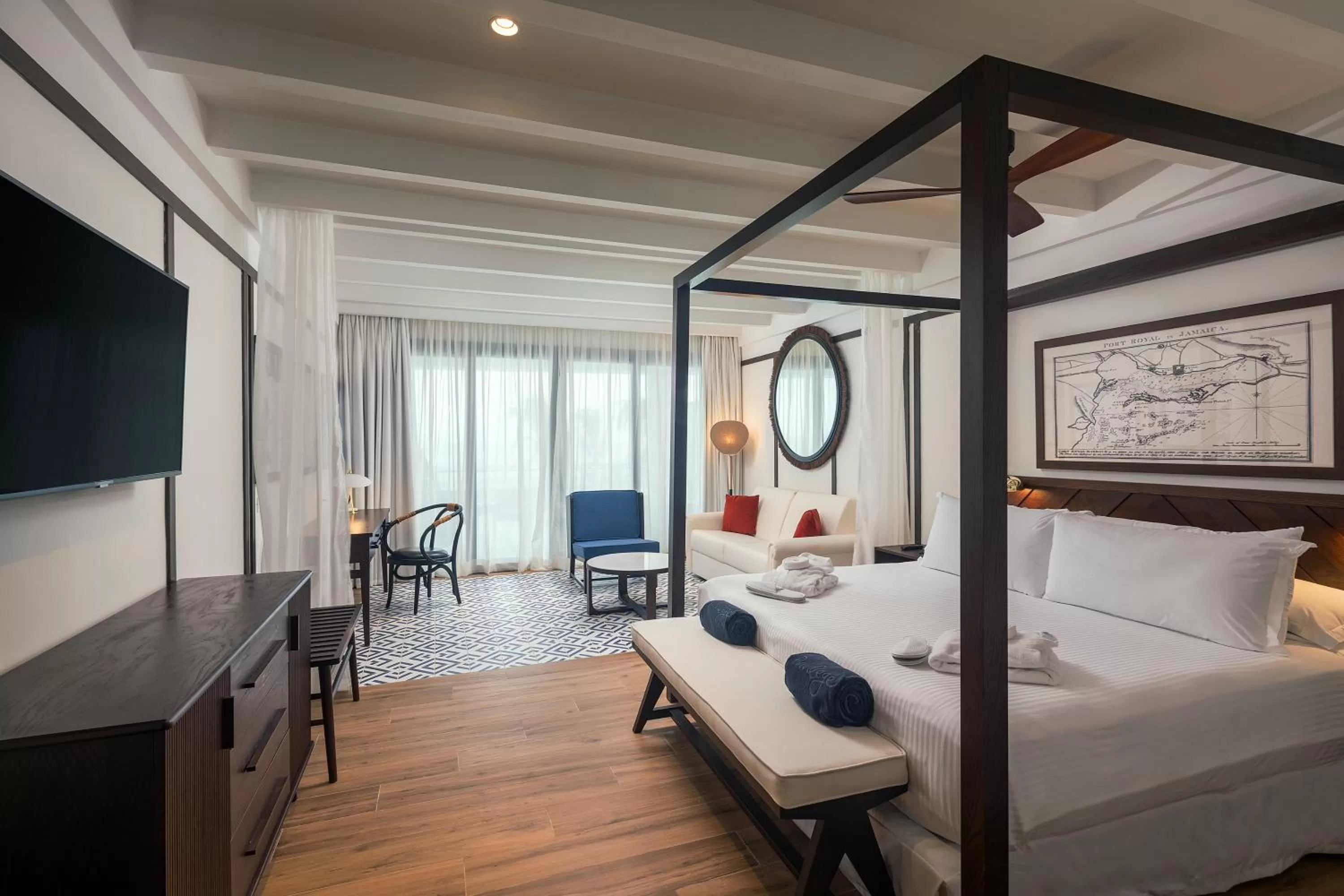 Privilege Junior Suite Swim Up in Ocean Coral Spring Resort - All Inclusive