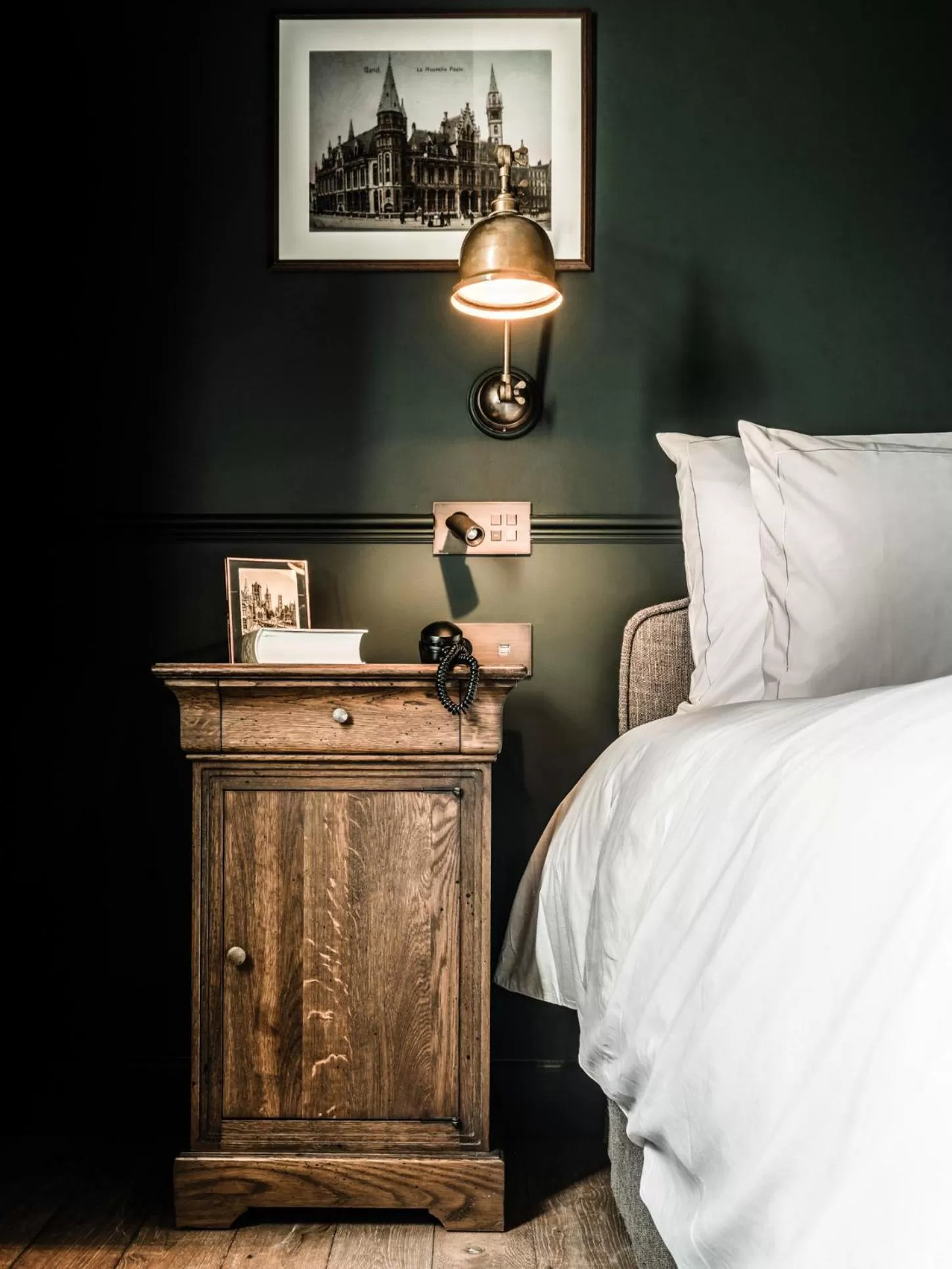 Superior King Room in 1898 The Post