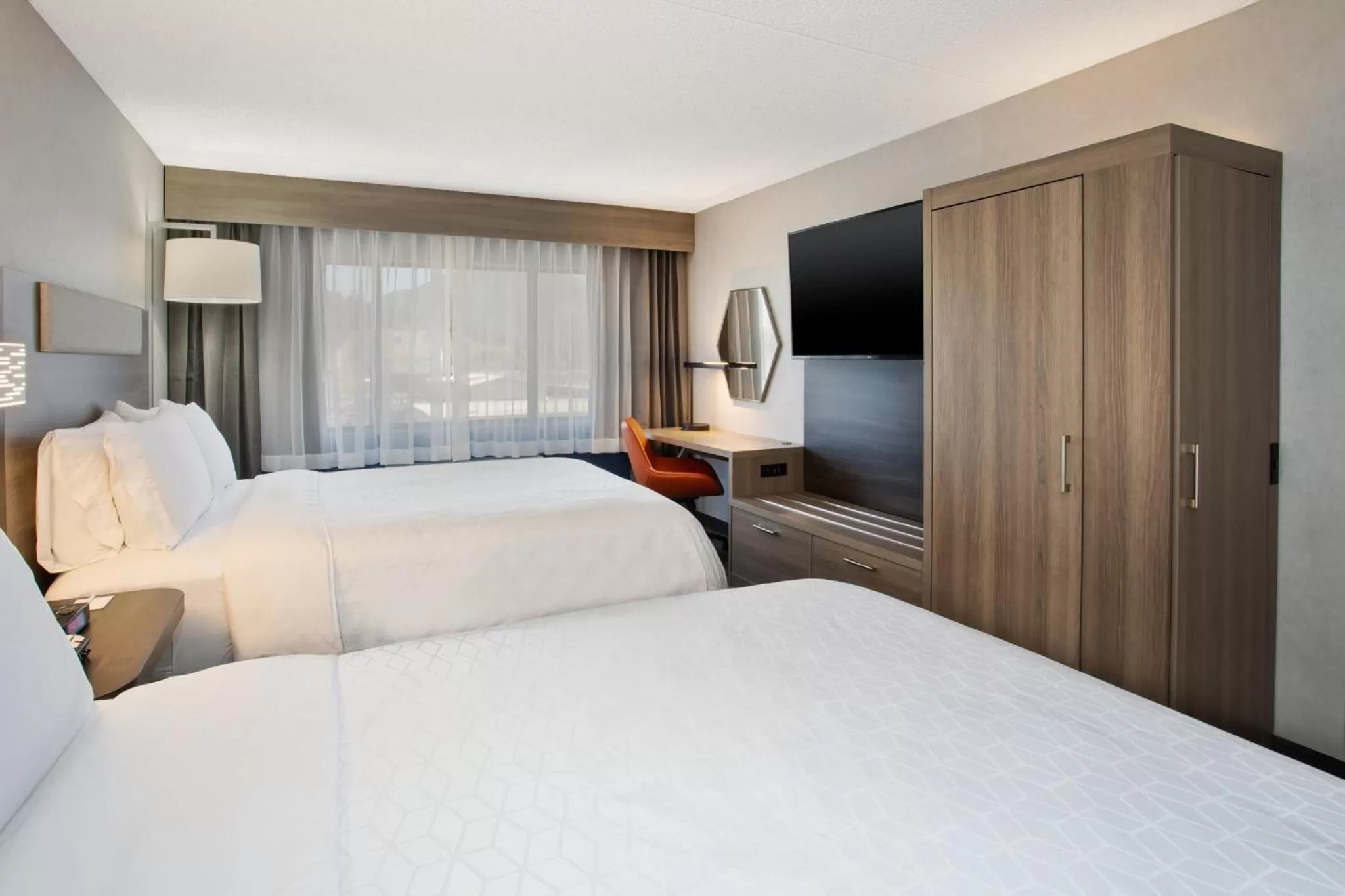 Standard Queen Room with Two Queen Beds in Holiday Inn Express Flagstaff by IHG