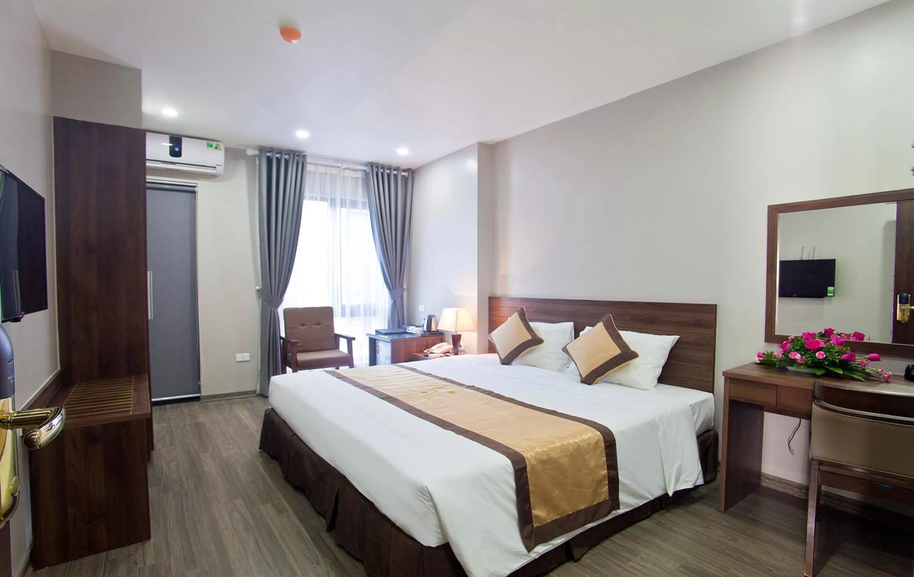 Superior Double Room in Victor Hanoi Hotel