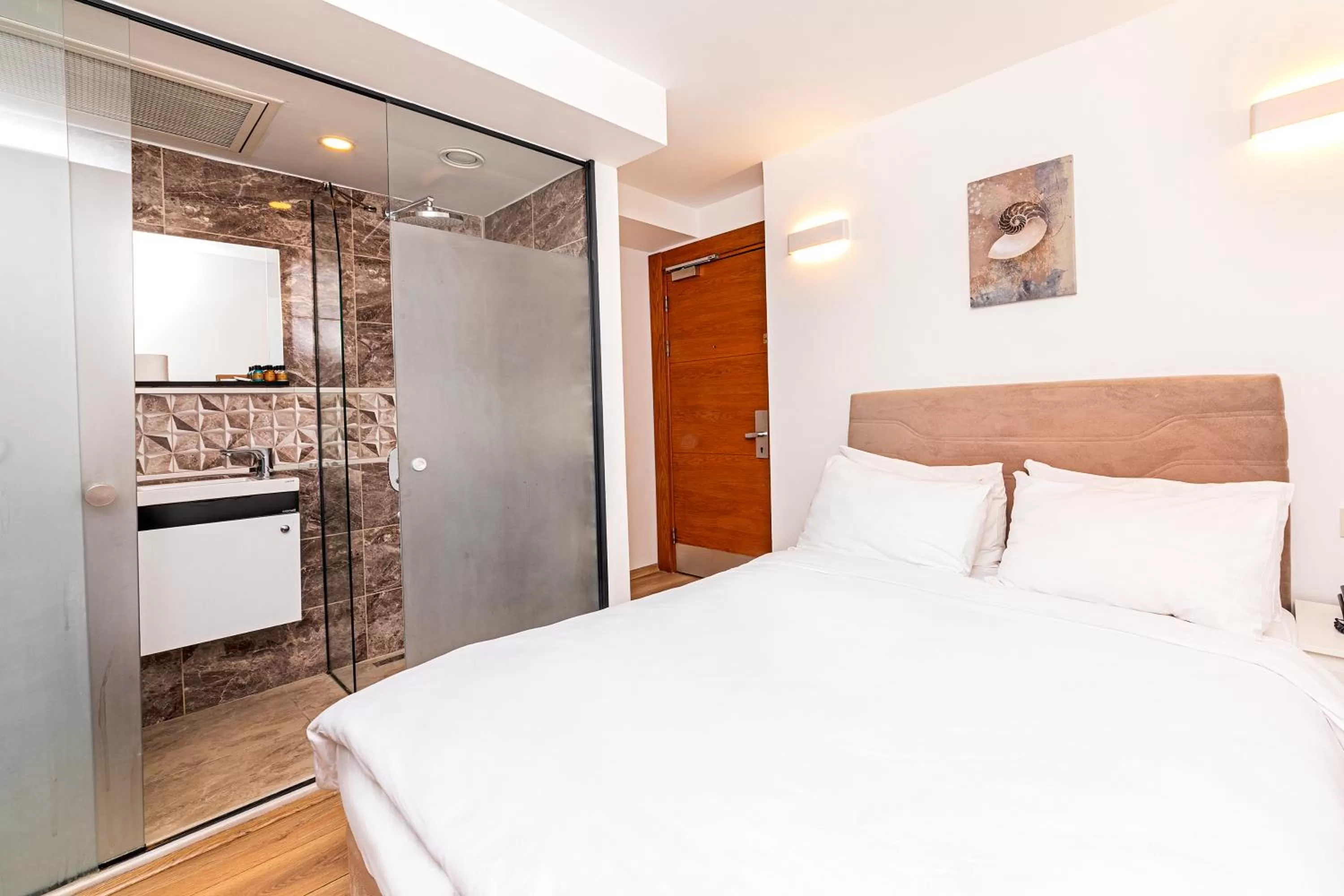 Budget Double Room in Neda