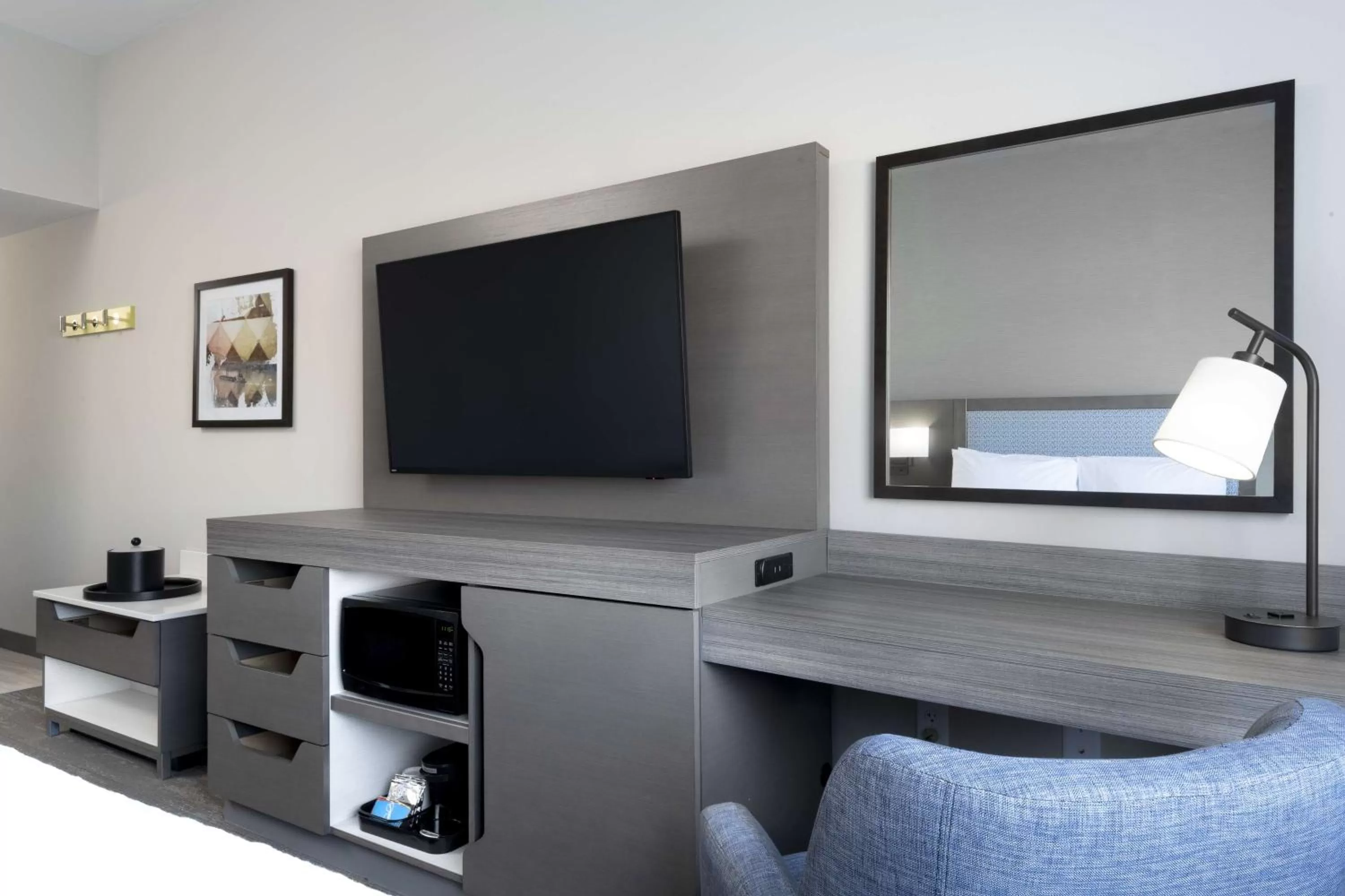 Queen Room with Two Queen Beds - Hearing Access/Non-Smoking in Hampton Inn & Suites St Charles Old Town Area, Mo