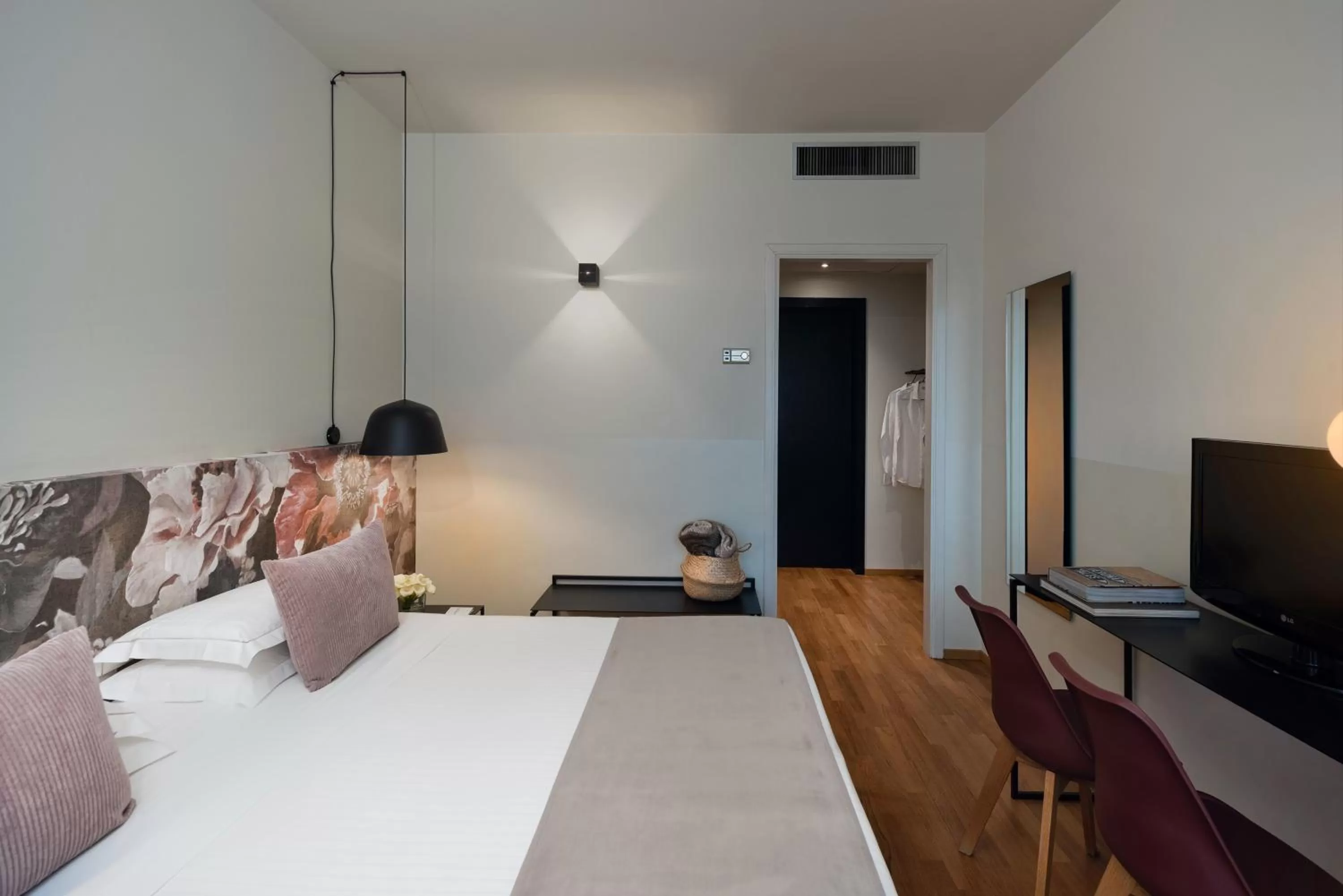 Design Double Room in Hotel Leopardi