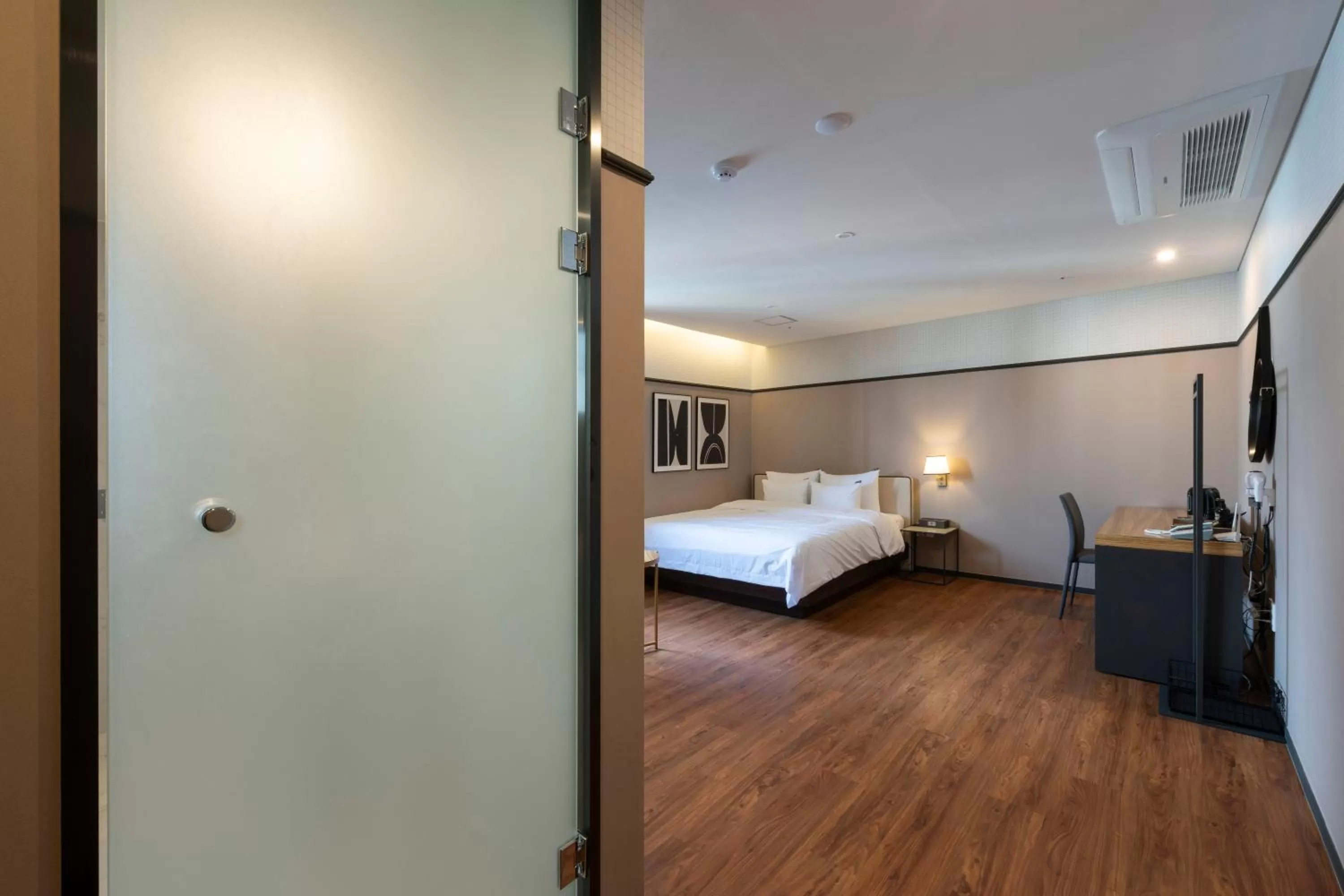 Junior Double Room in Seomyeon Brown-dot hotel Gold