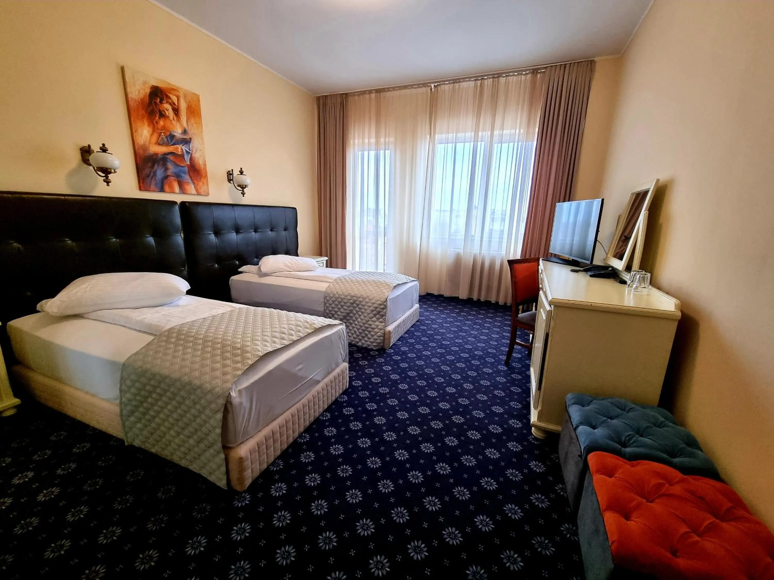 Twin Room in Hotel Coandi