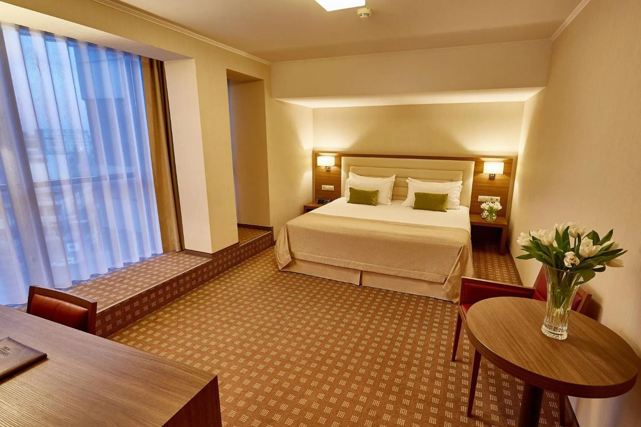 Superior Double Room in Central Plaza Hotel