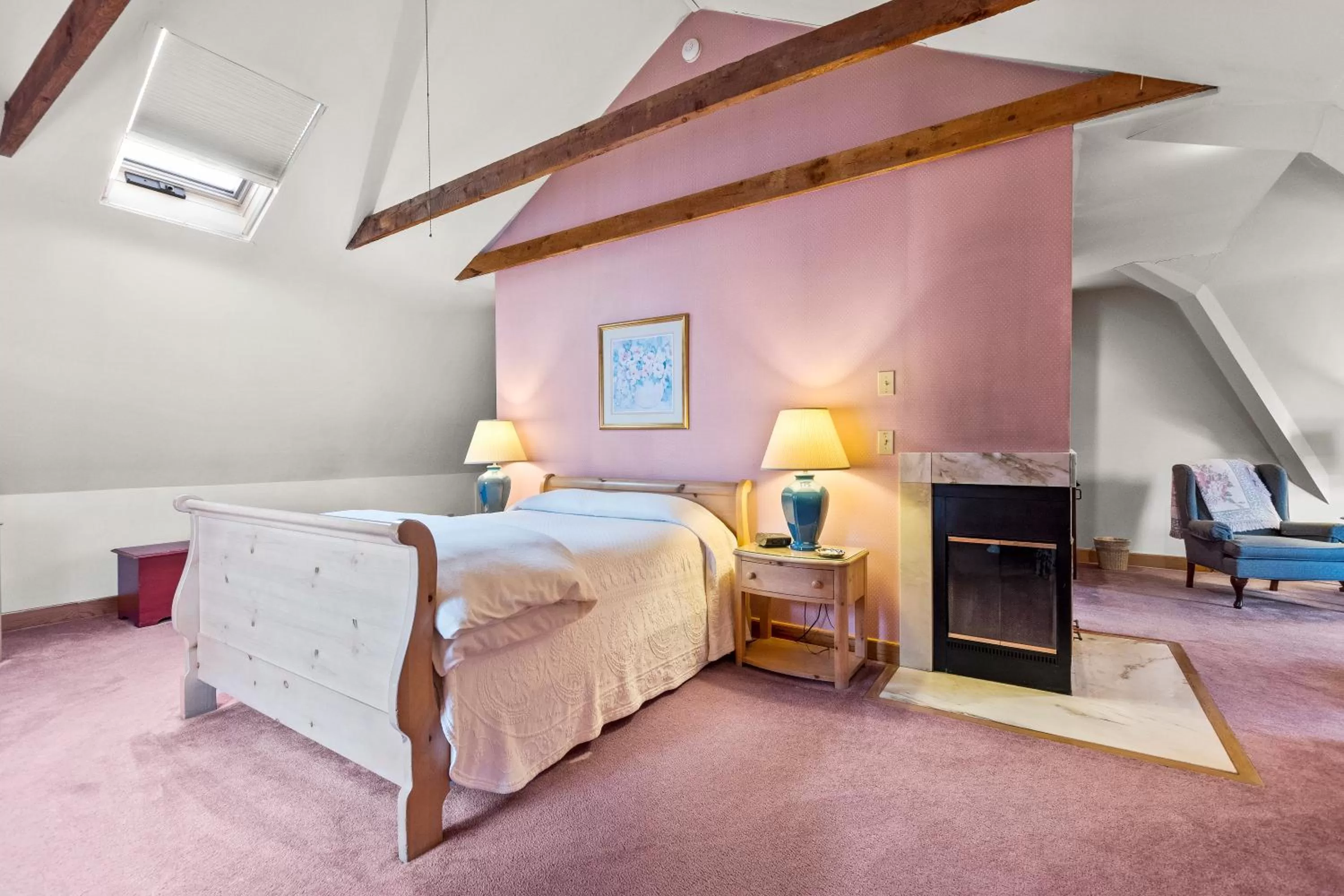 Deluxe Queen Suite in South Shire