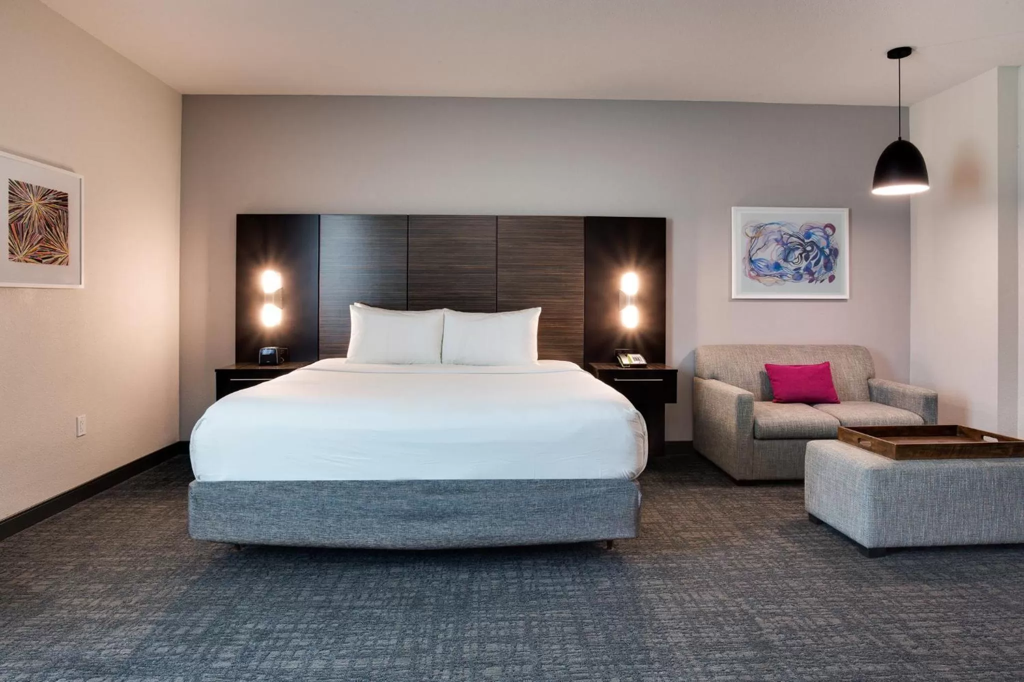 Standard King Room with Mobility Accessible Tub in Crowne Plaza Hotel & Resorts Fort Lauderdale Airport/ Cruise by IHG