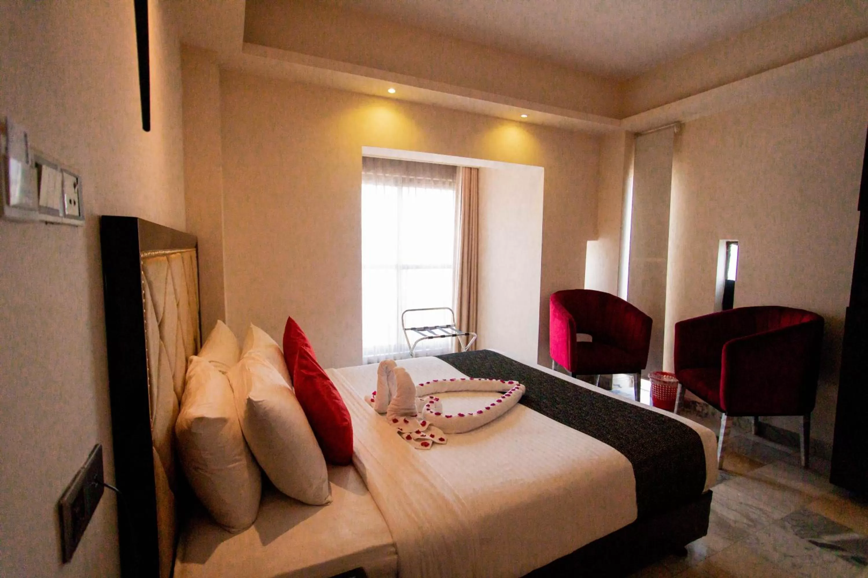 Deluxe Room - single occupancy in The Elite Residence Dhaka