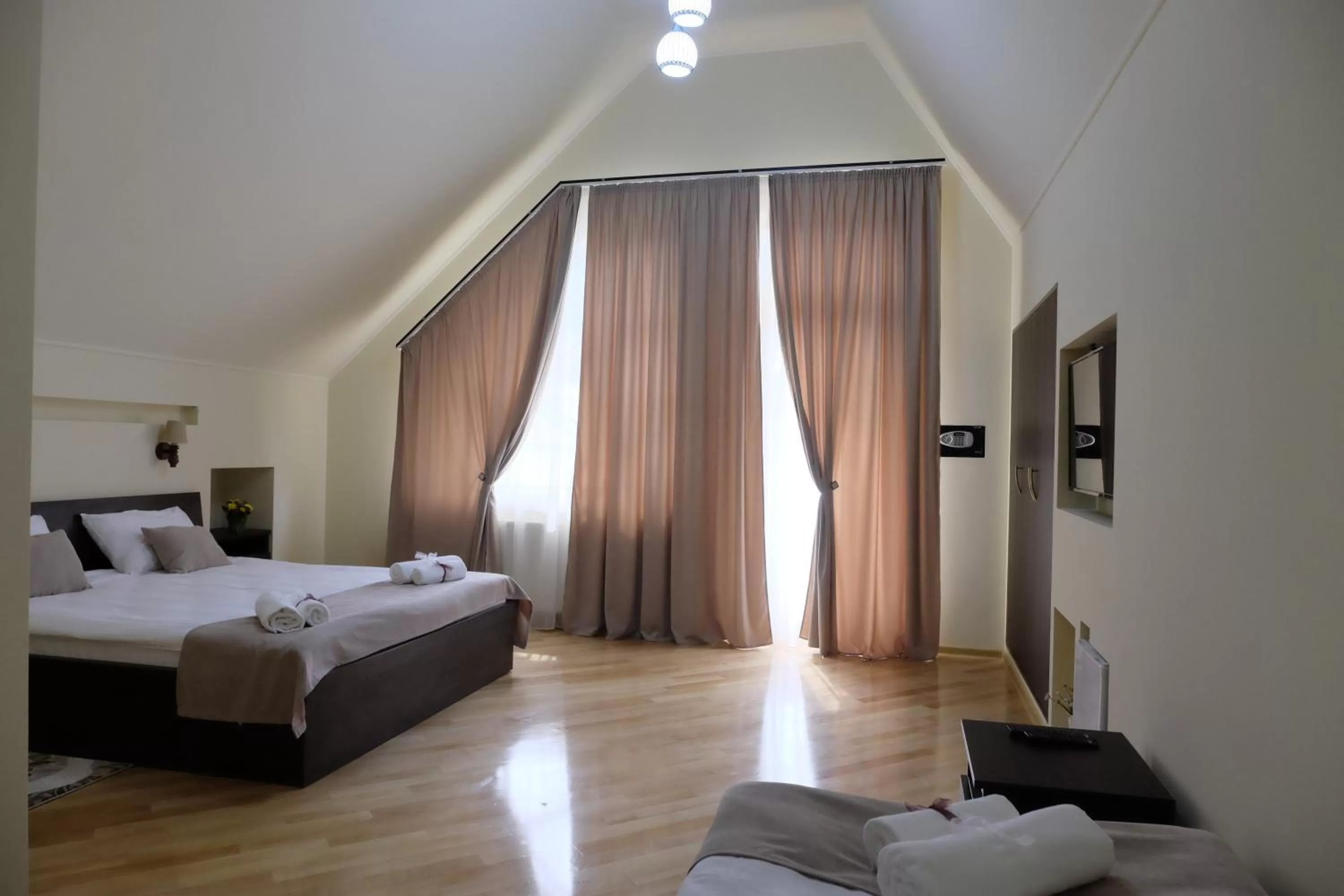 Family Room with Balcony in S&L Boutique Hotel