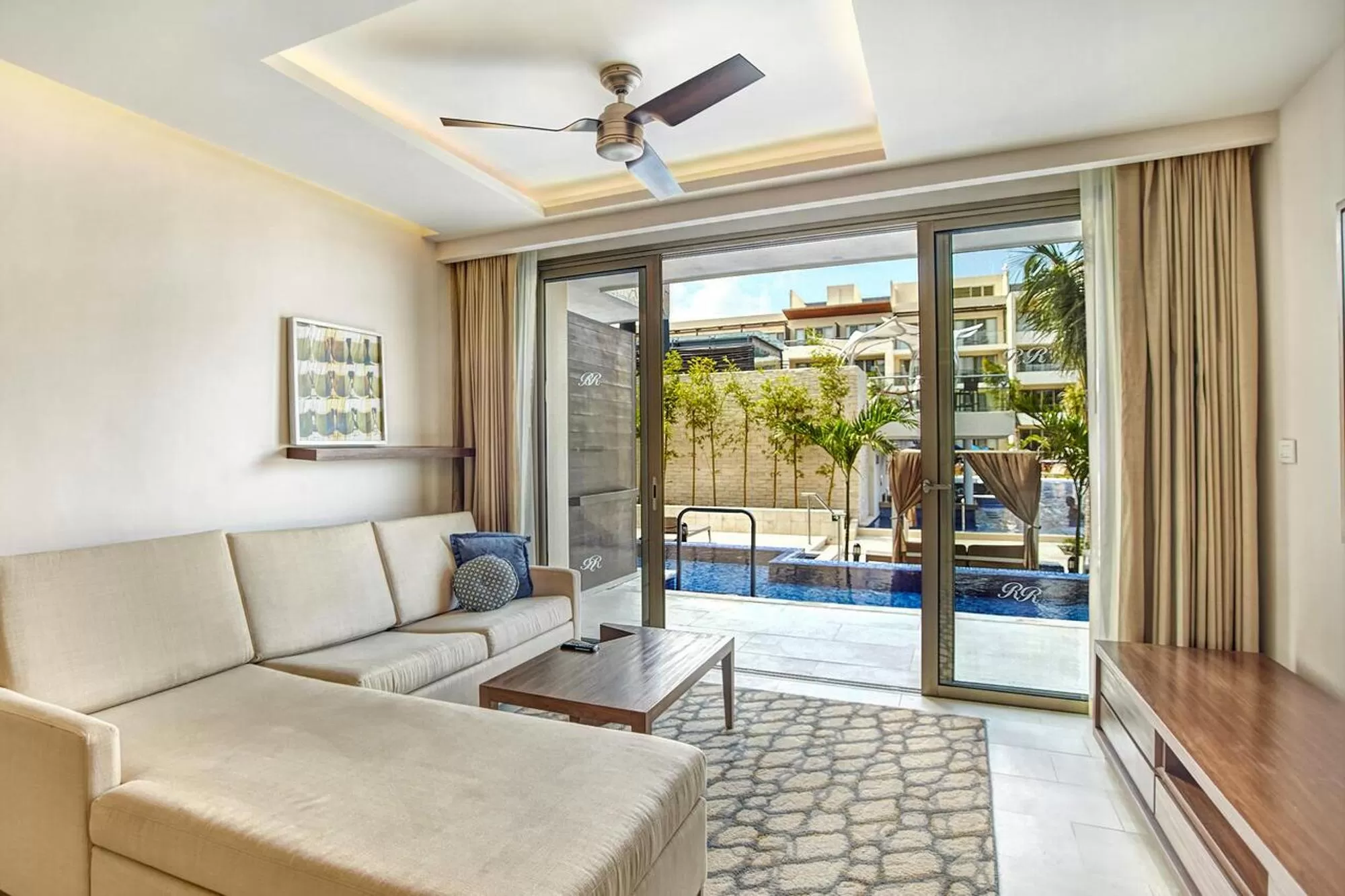 Luxury Presidential One Bedroom Suite Swim Out Diamond club in Royalton Riviera Cancun, An Autograph Collection All-Inclusive Resort & Casino