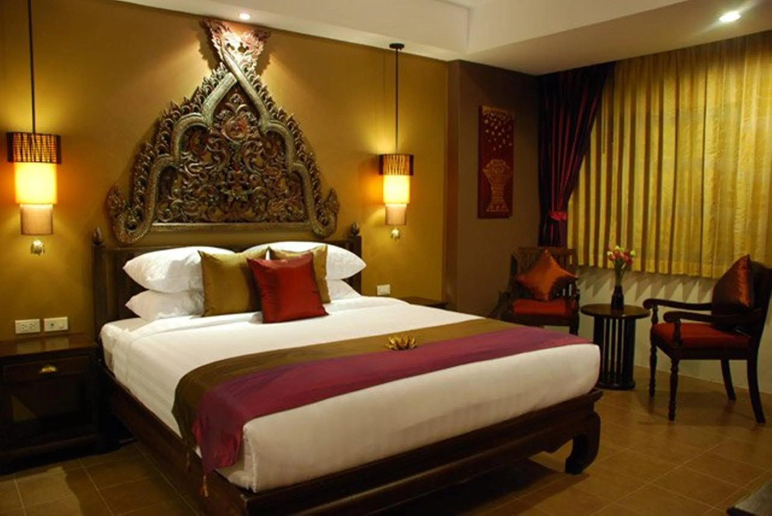 Deluxe Double Room - No Balcony  in Siralanna Hotel