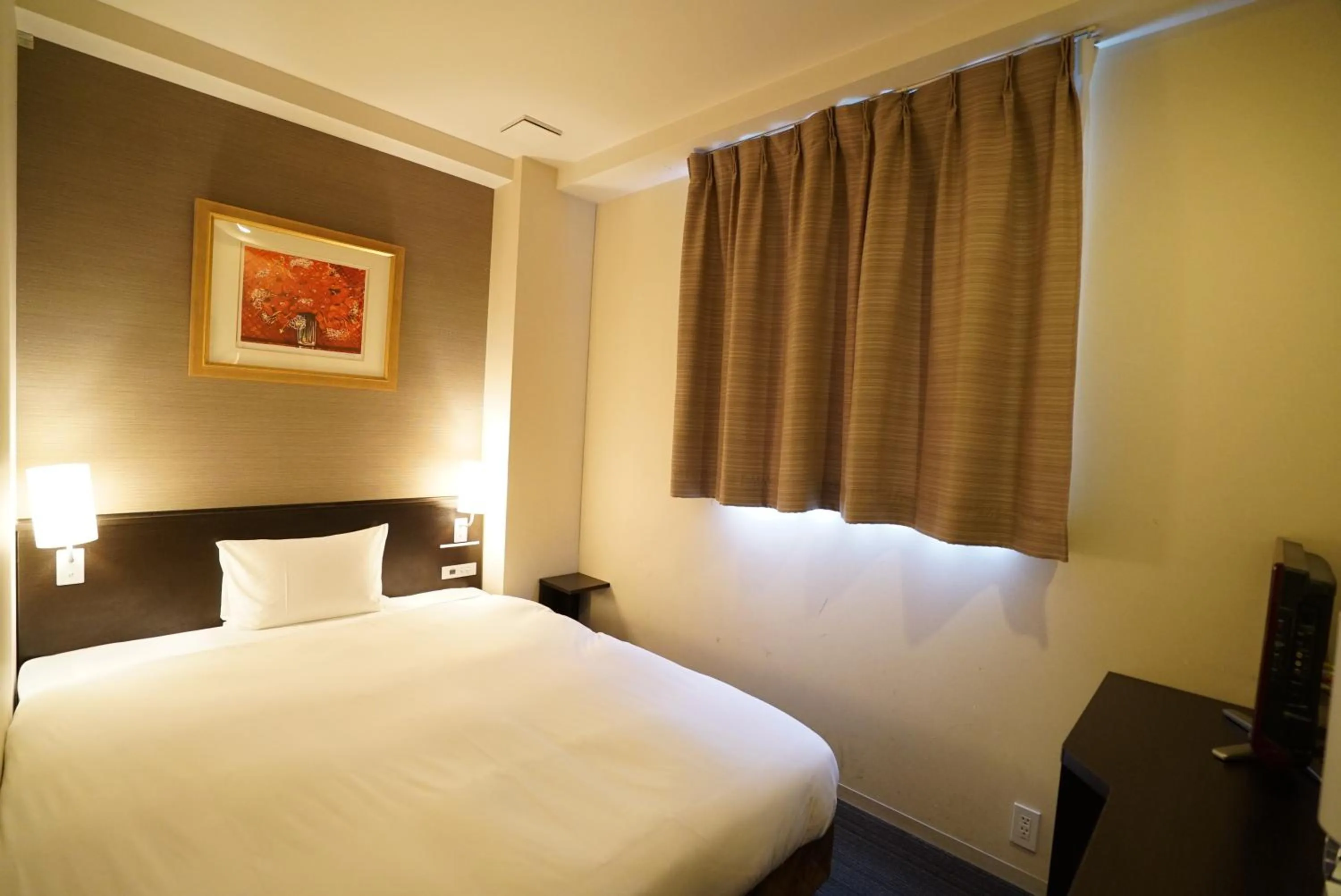 Queen Room - single occupancy - Smoking in CVS Bay Hotel