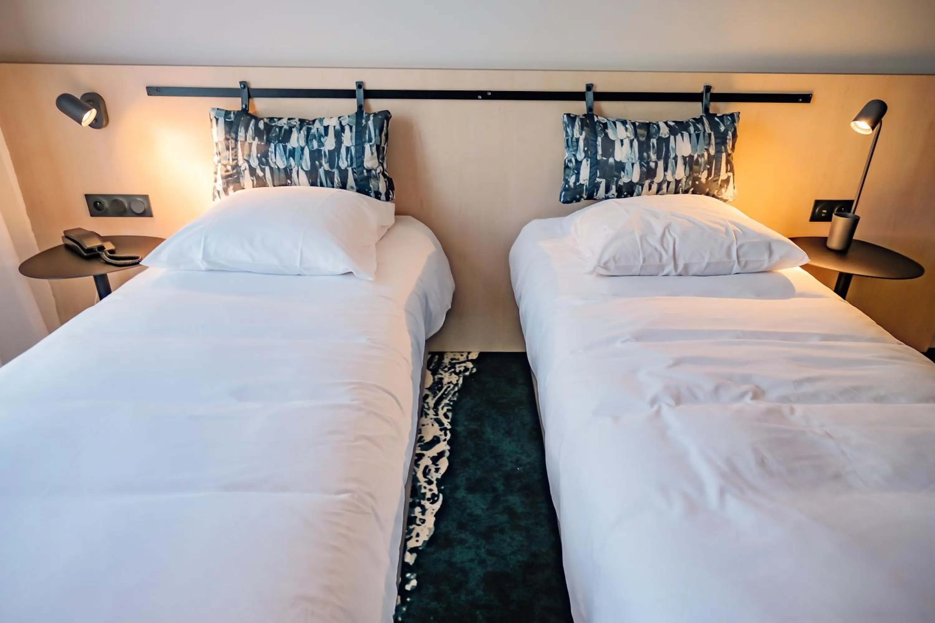 Standard Twin Room in Live Hotels Bordeaux Lac