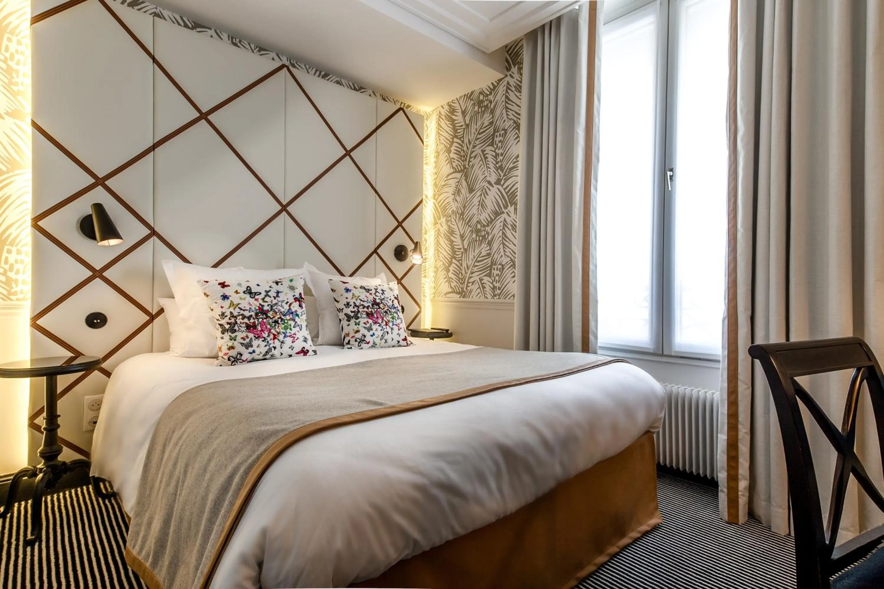 Classic Double Room in Hôtel Jardin Le Bréa