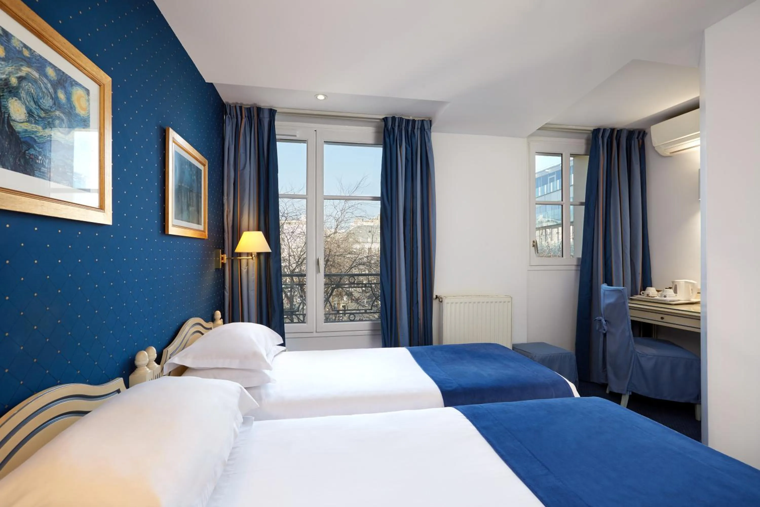 Adjacent Double Rooms  in Austin's Saint Lazare Hotel