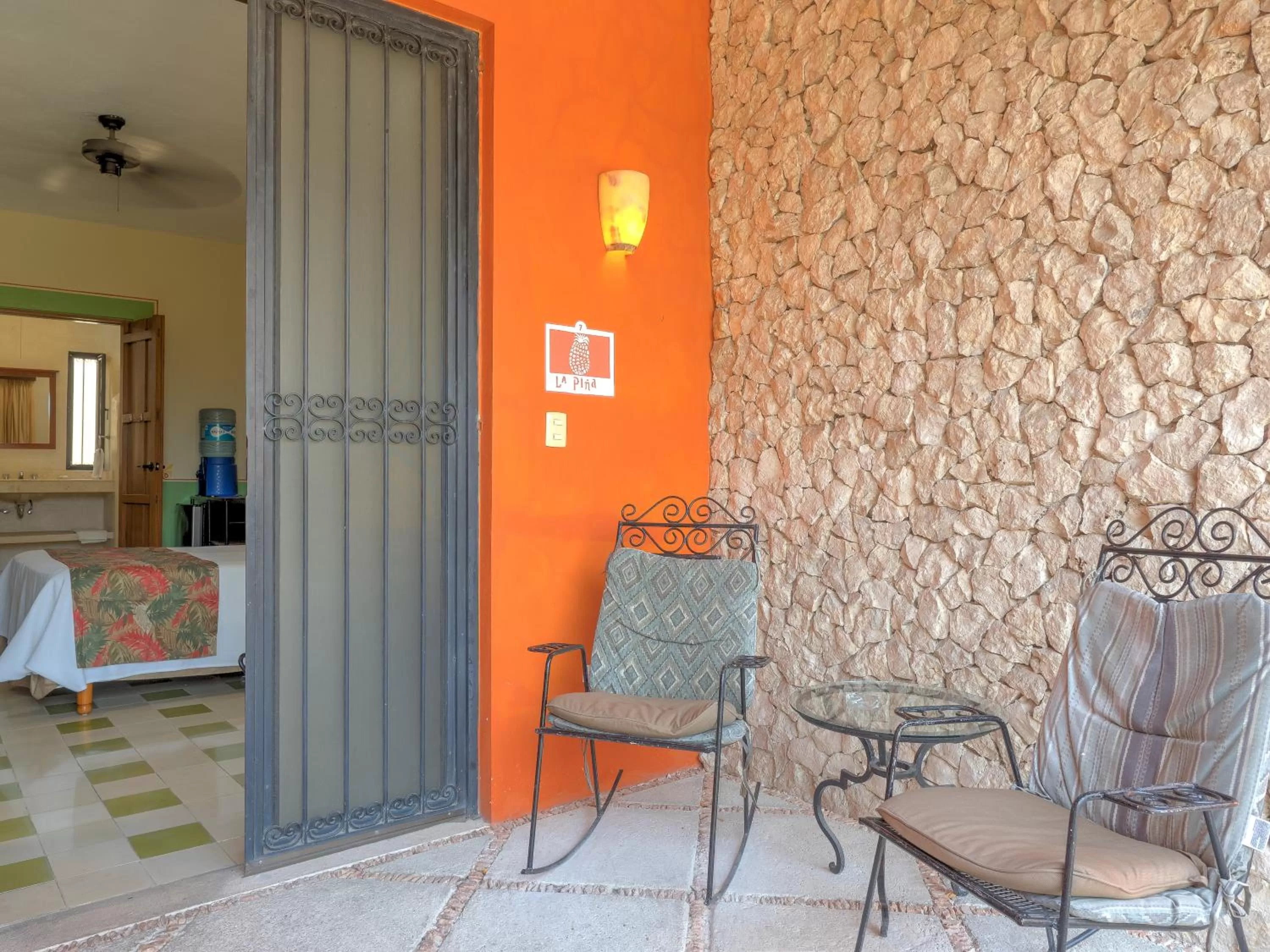 Queen Room with Pool View in Hotel Luz en Yucatan